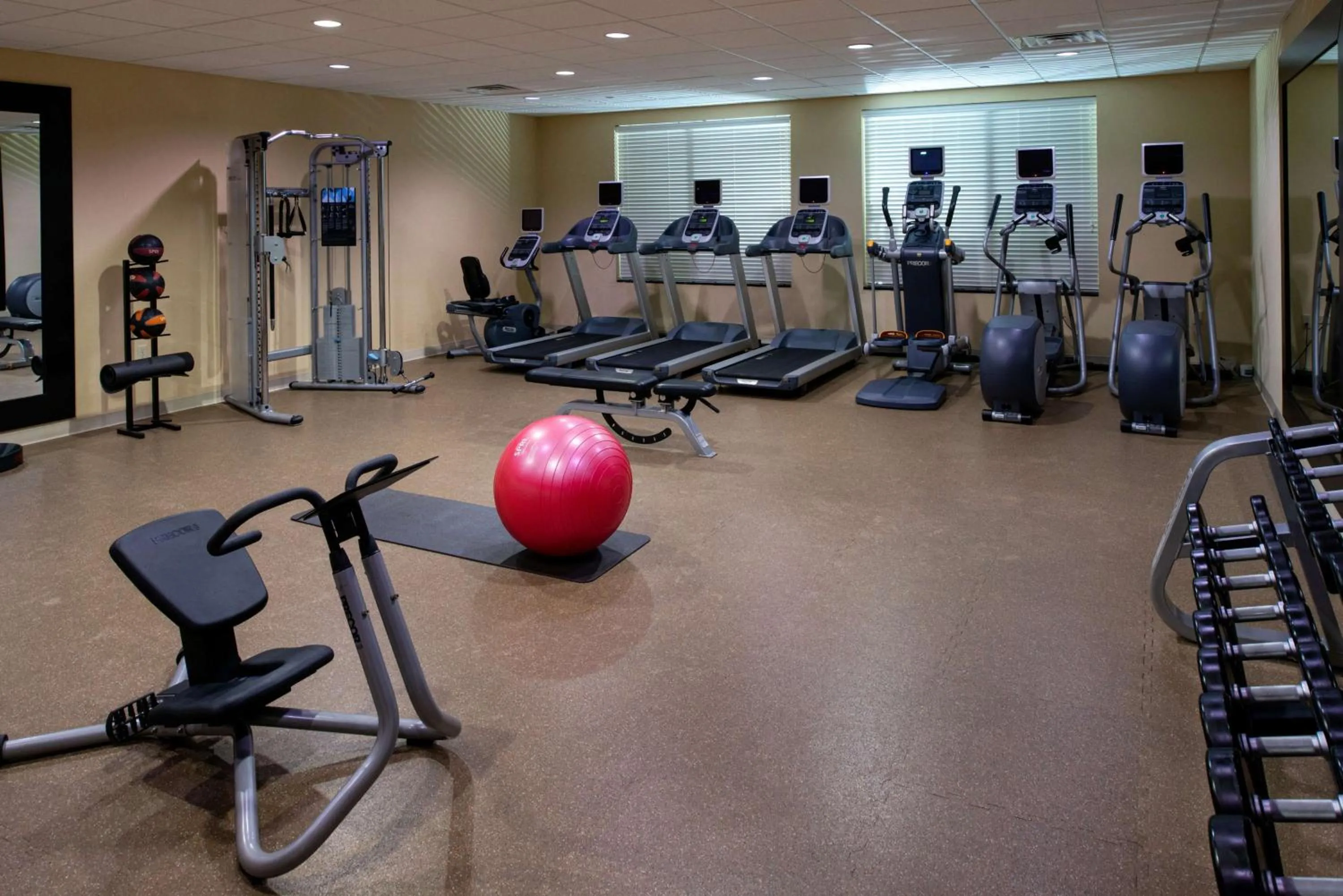 Fitness centre/facilities in Hilton Garden Inn Denton