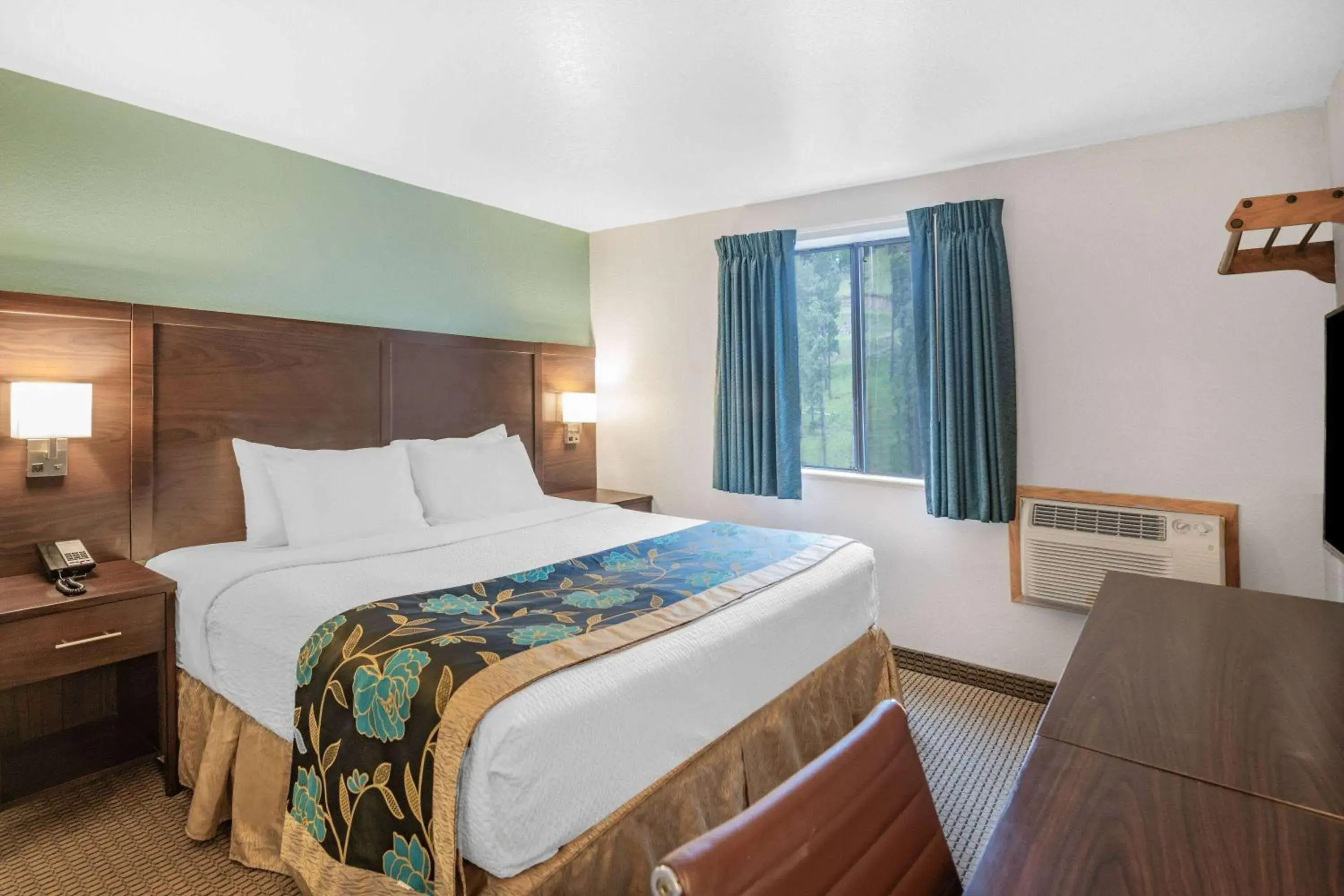 King Room - Non-Smoking in Baymont by Wyndham Keystone Near Mt. Rushmore King Room - Non-Smoking in Baymont by Wyndham Keystone Near Mt. Rushmore