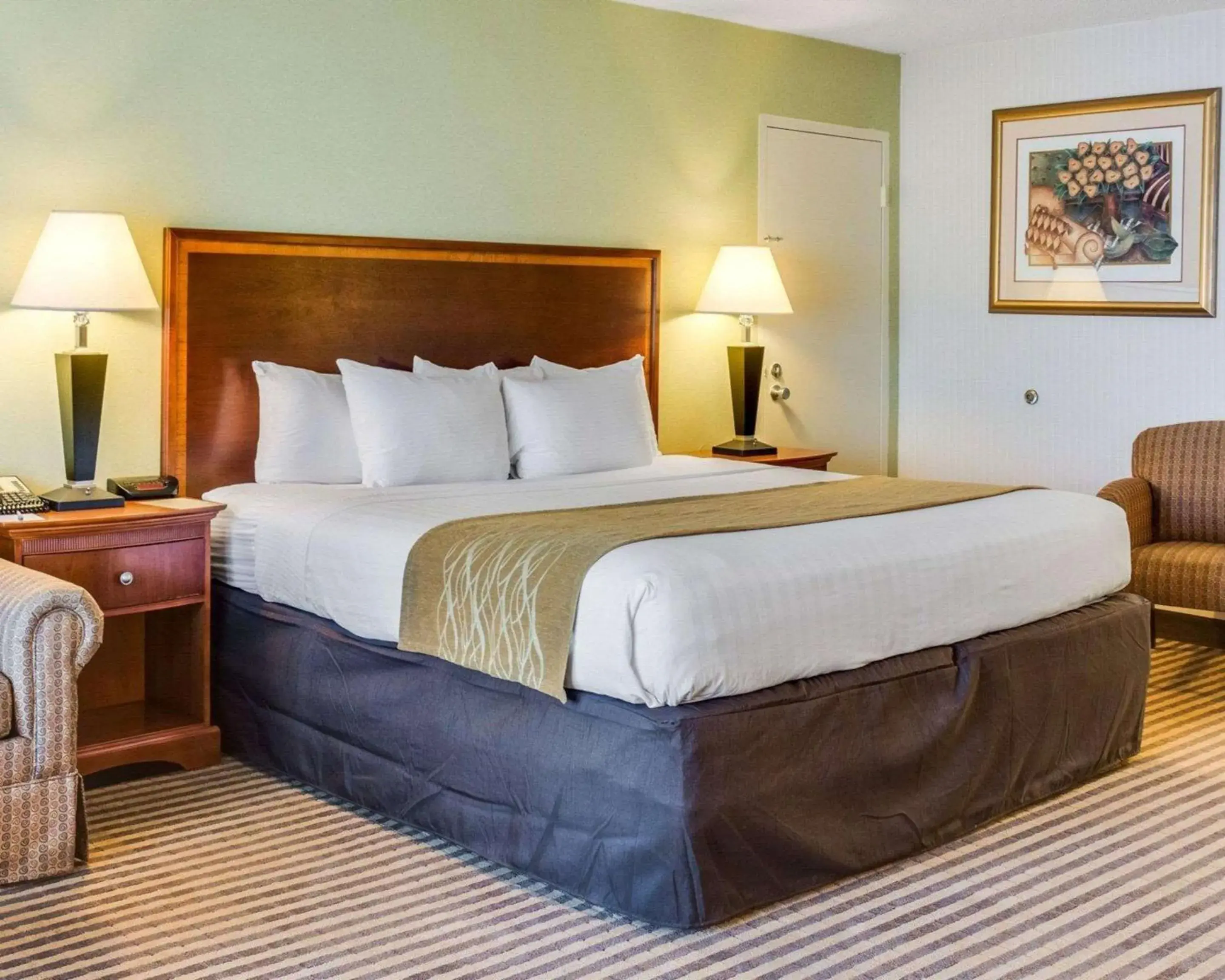 King Room - Non-Smoking in Clarion Inn Fredericksburg North King Room - Non-Smoking in Clarion Inn Fredericksburg North