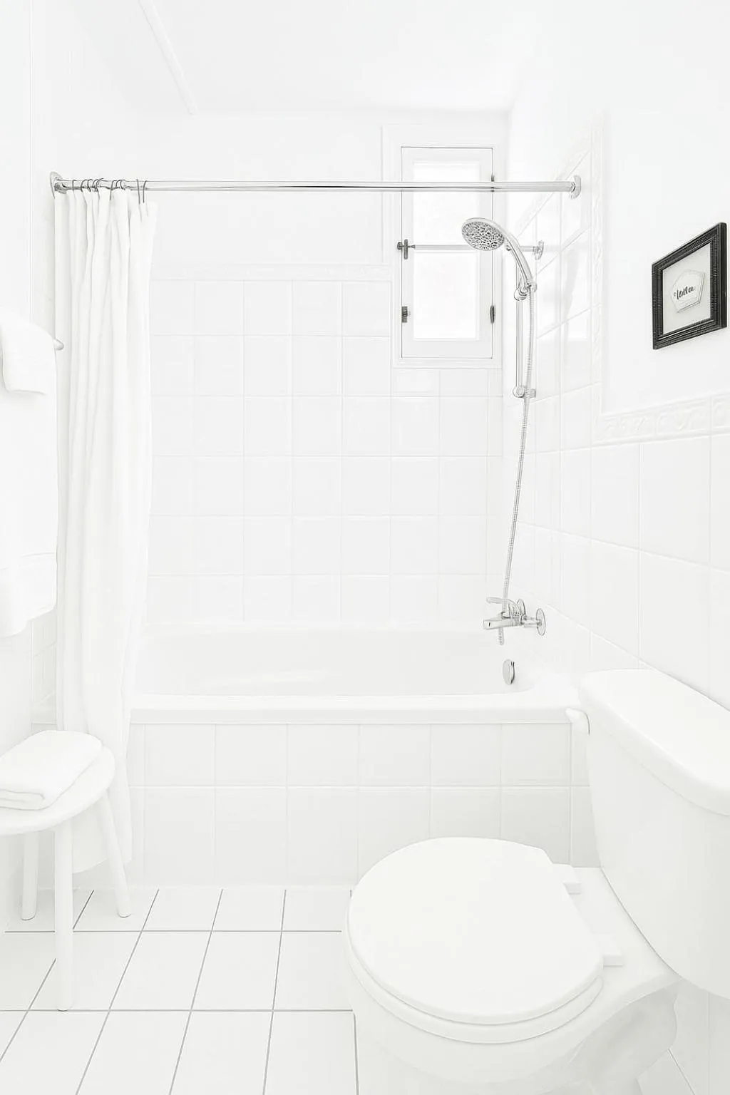 Bedroom in Hotel Charles-Alexandre - Par Aneyro