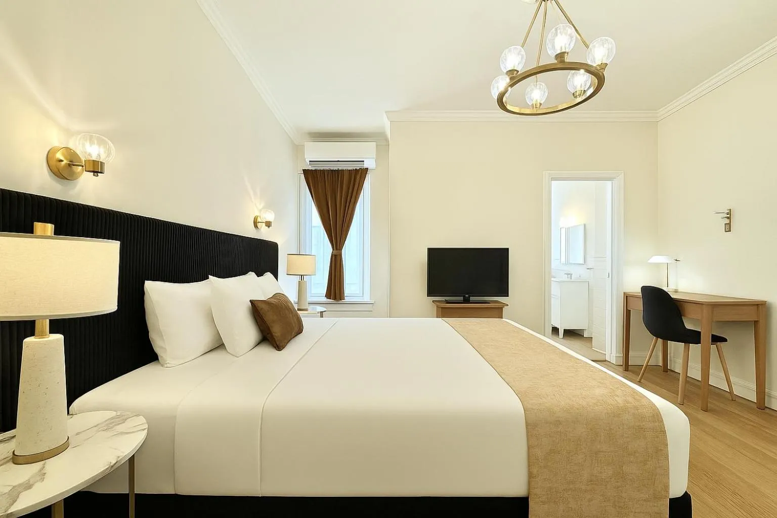 Bedroom, Bed in Hotel Charles-Alexandre - Par Aneyro