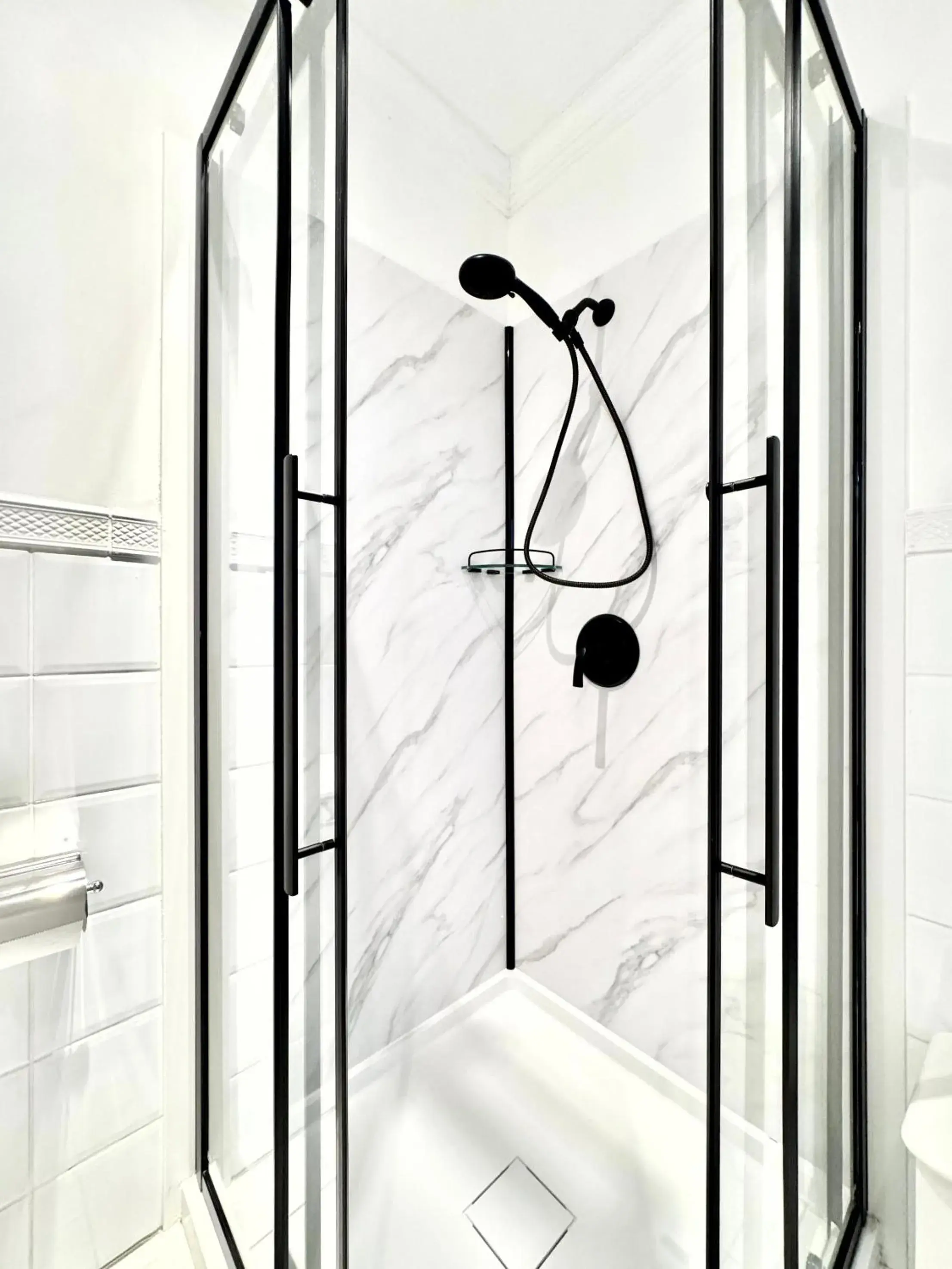 Queen Room with Two Queen Beds in Hotel Relais Charles-Alexandre Queen Room with Two Queen Beds in Hotel Relais Charles-Alexandre