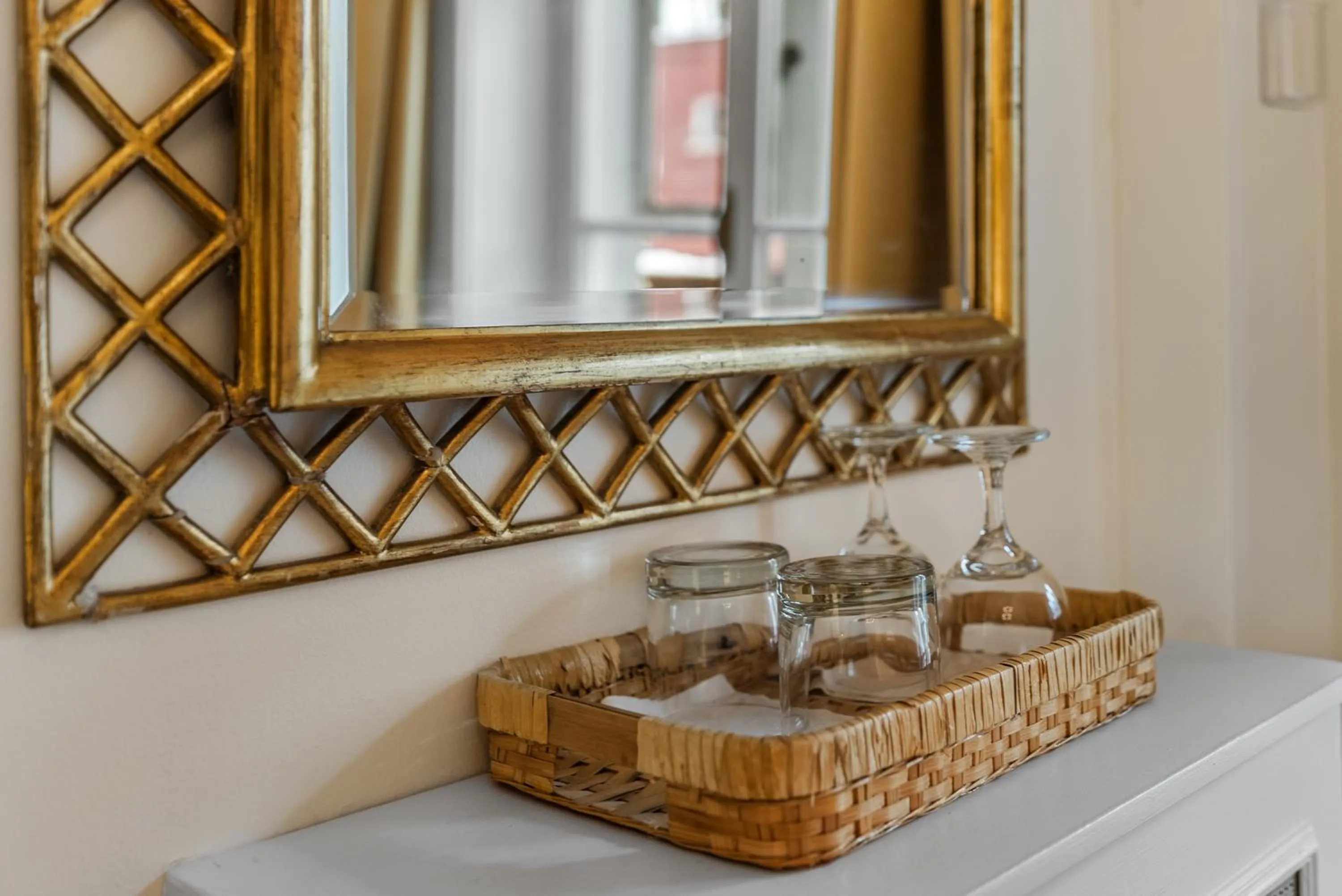 Food and drinks in Hotel Charles-Alexandre - Par Aneyro