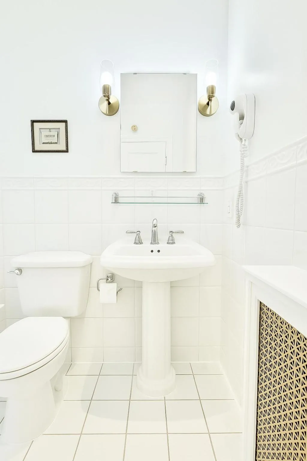 Bedroom in Hotel Charles-Alexandre - Par Aneyro