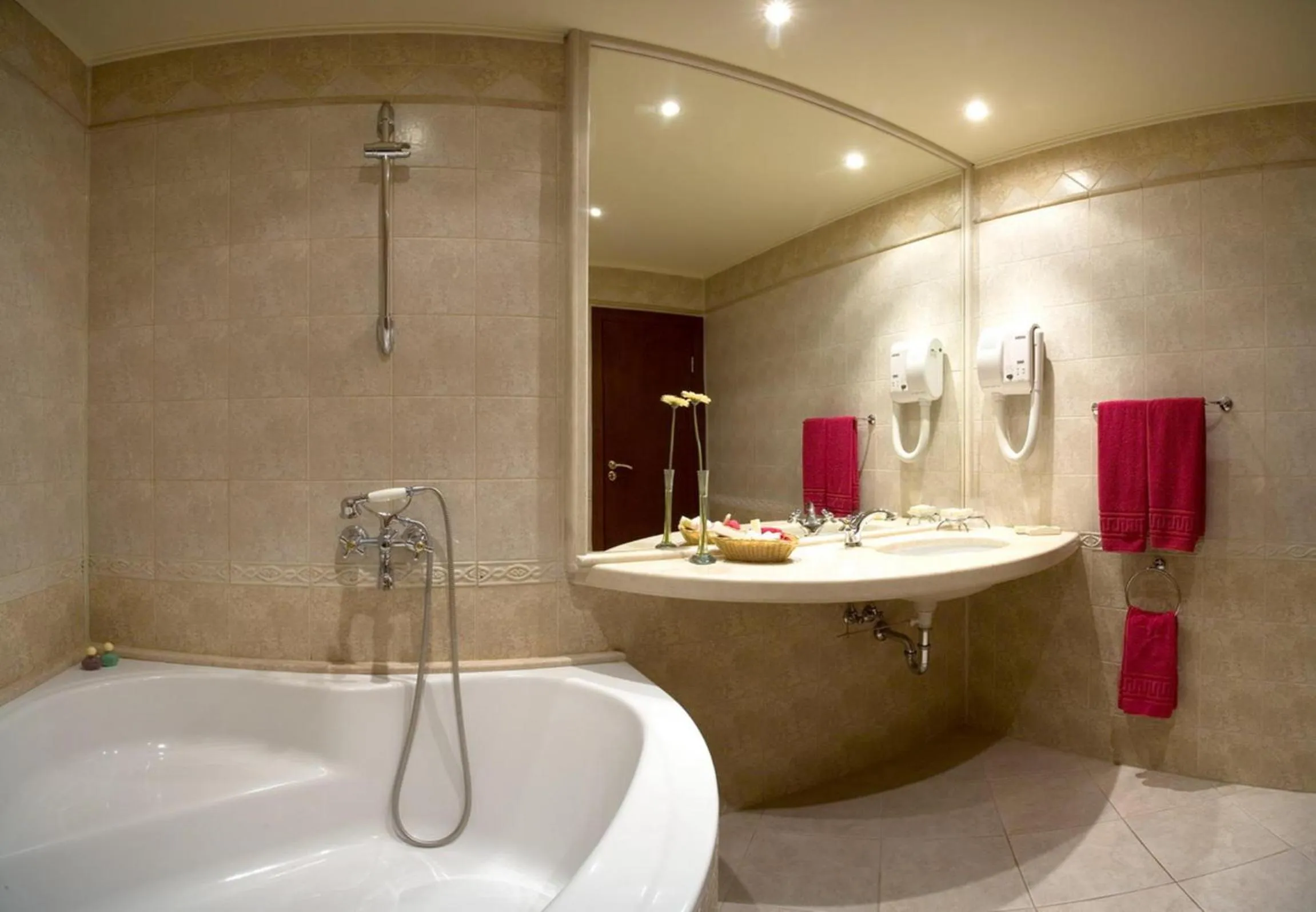 Bathroom in Capitol Hotel