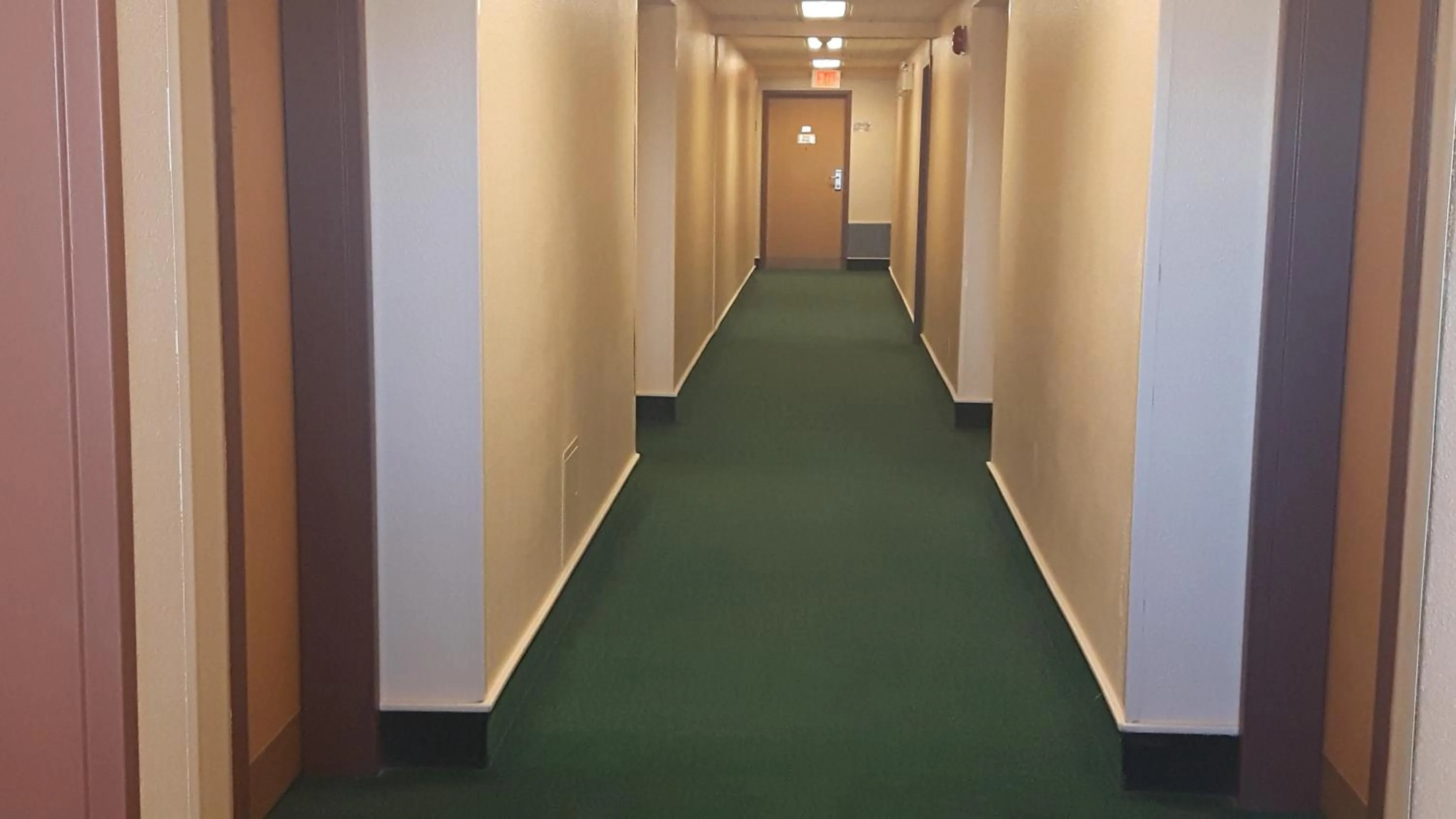 Other in Super 8 by Wyndham Moose Jaw SK