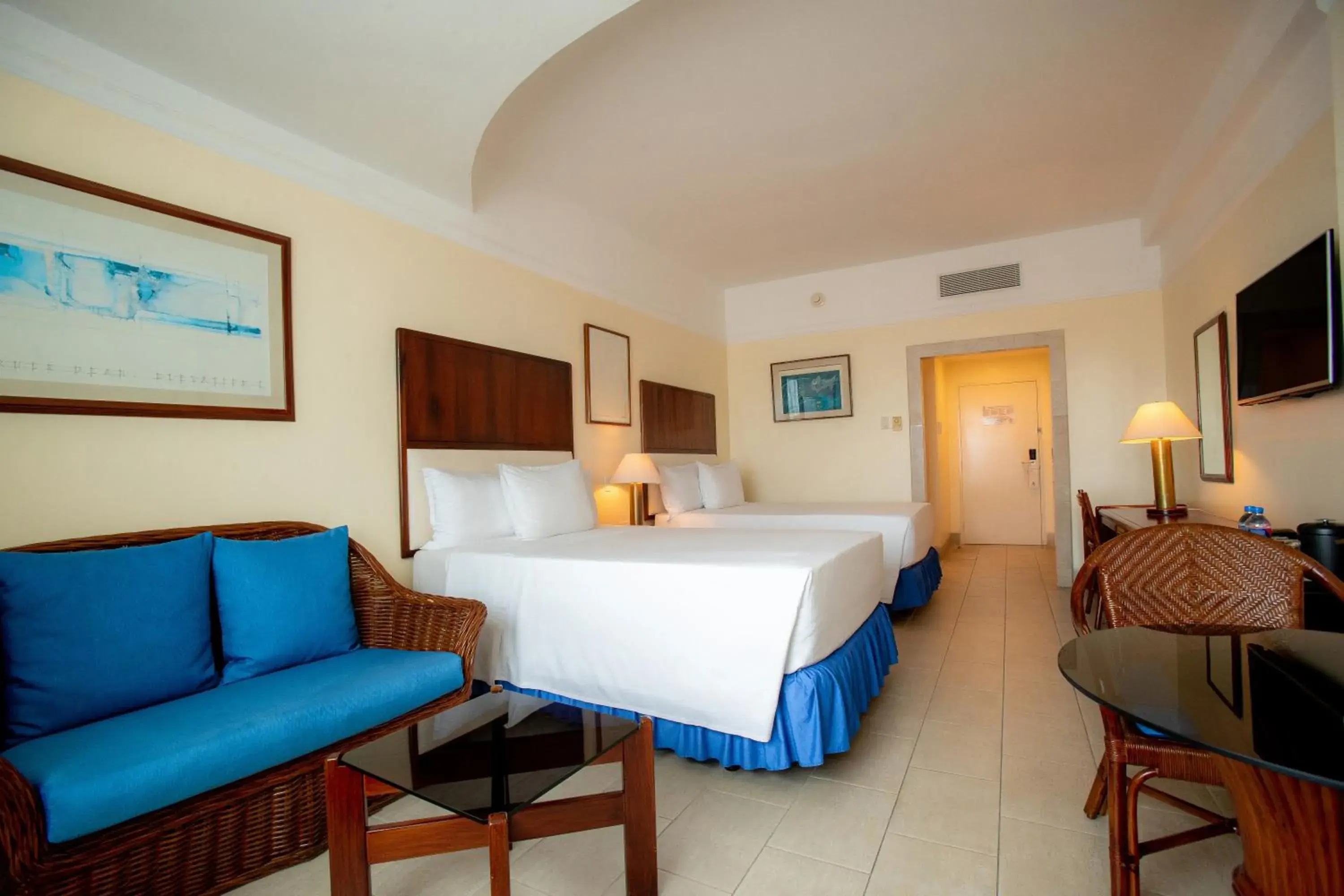 Twin Room with City View in Hotel Colon Salinas Twin Room with City View in Hotel Colon Salinas