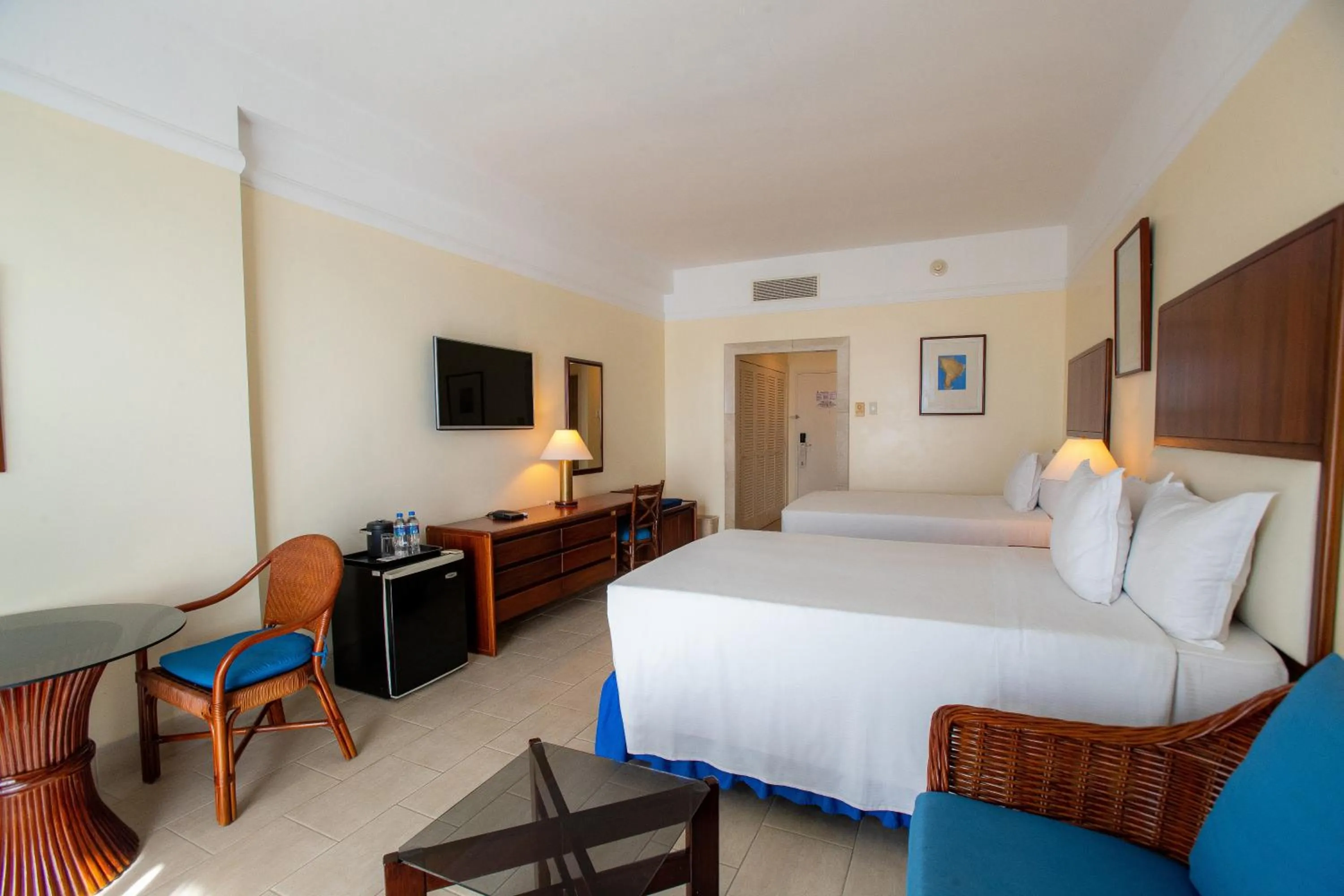 Bed in Hotel Colon Salinas