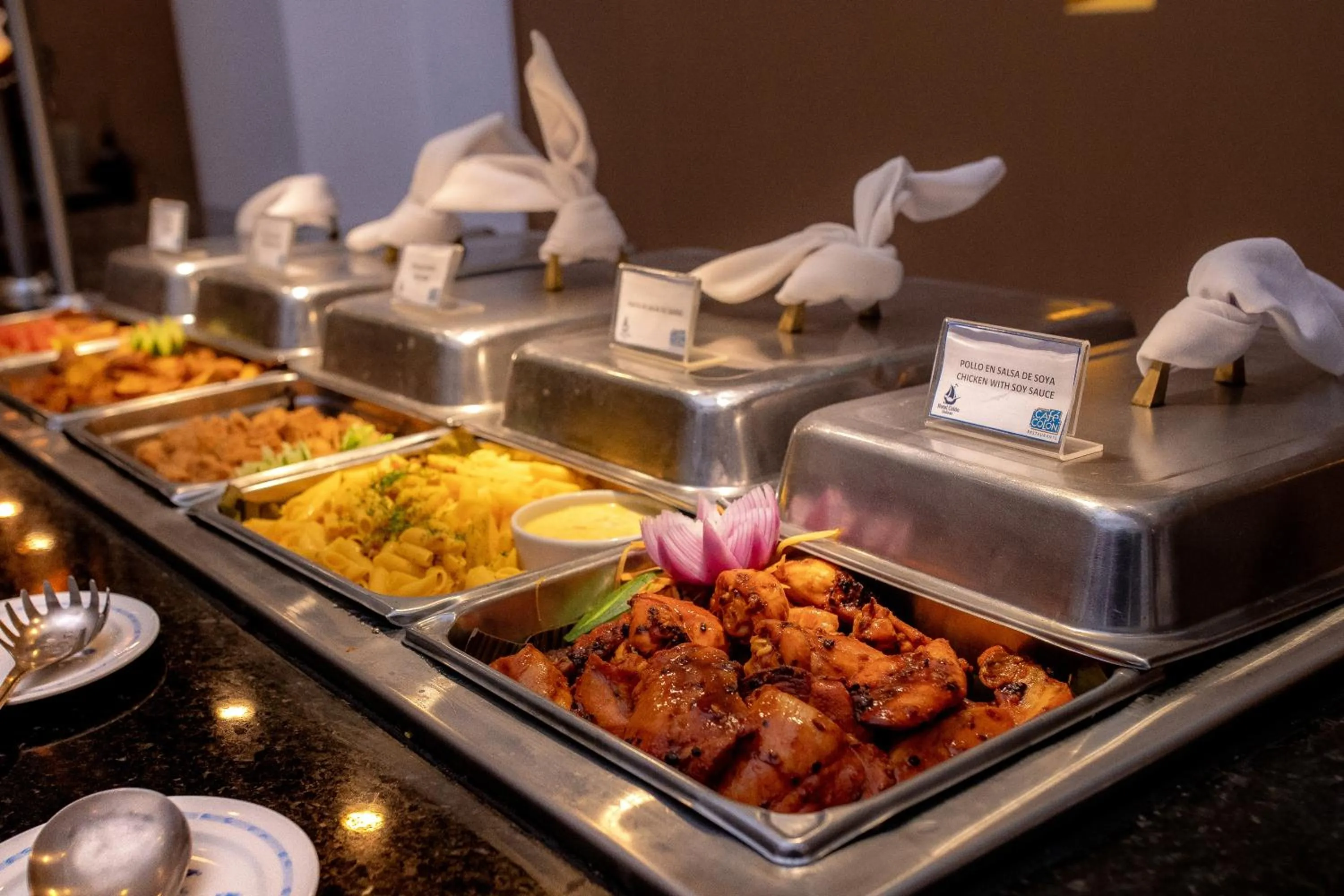 Restaurant/places to eat in Hotel Colon Salinas