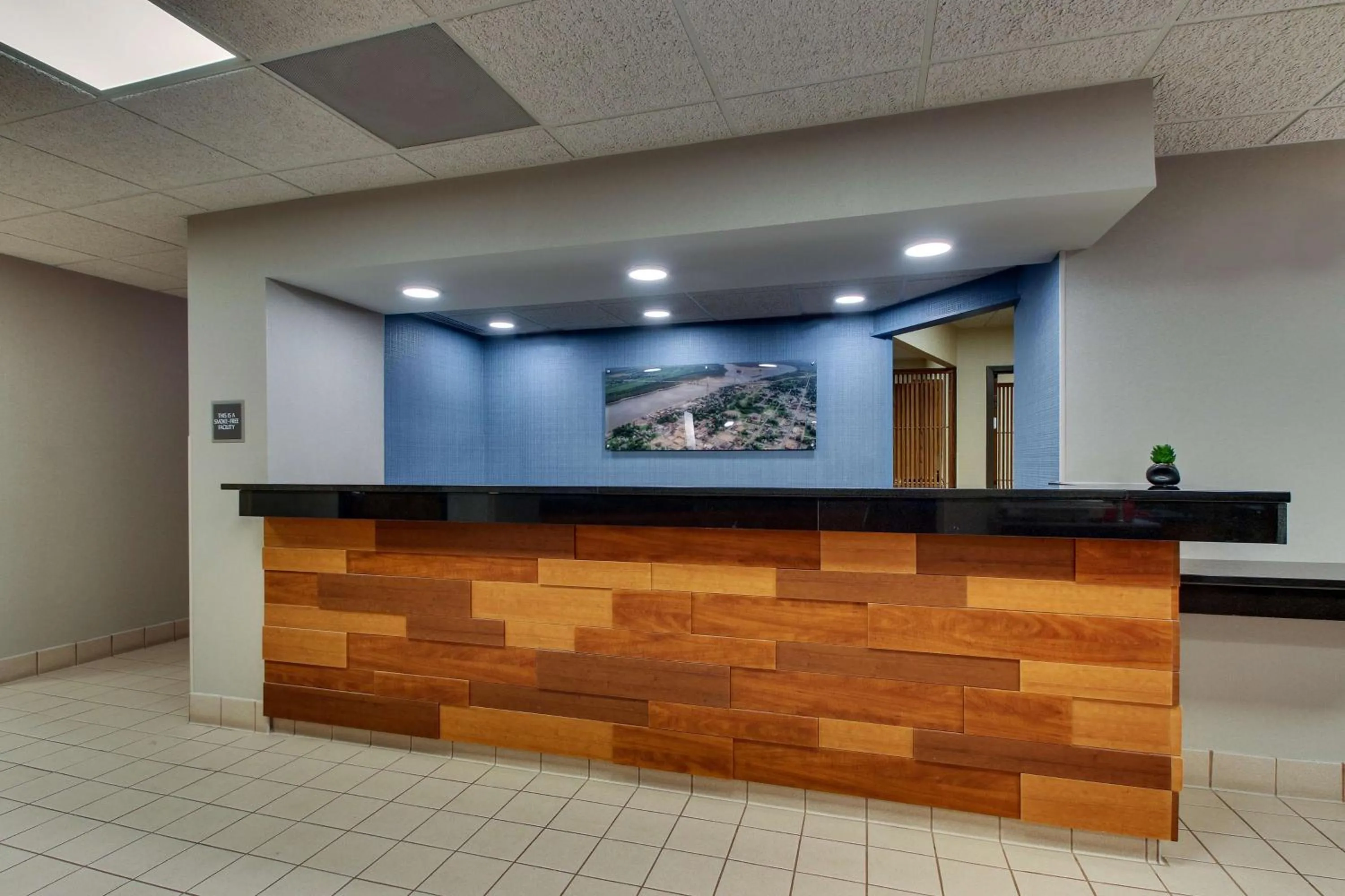 Lobby or reception in Pear Tree Inn Cape Girardeau West