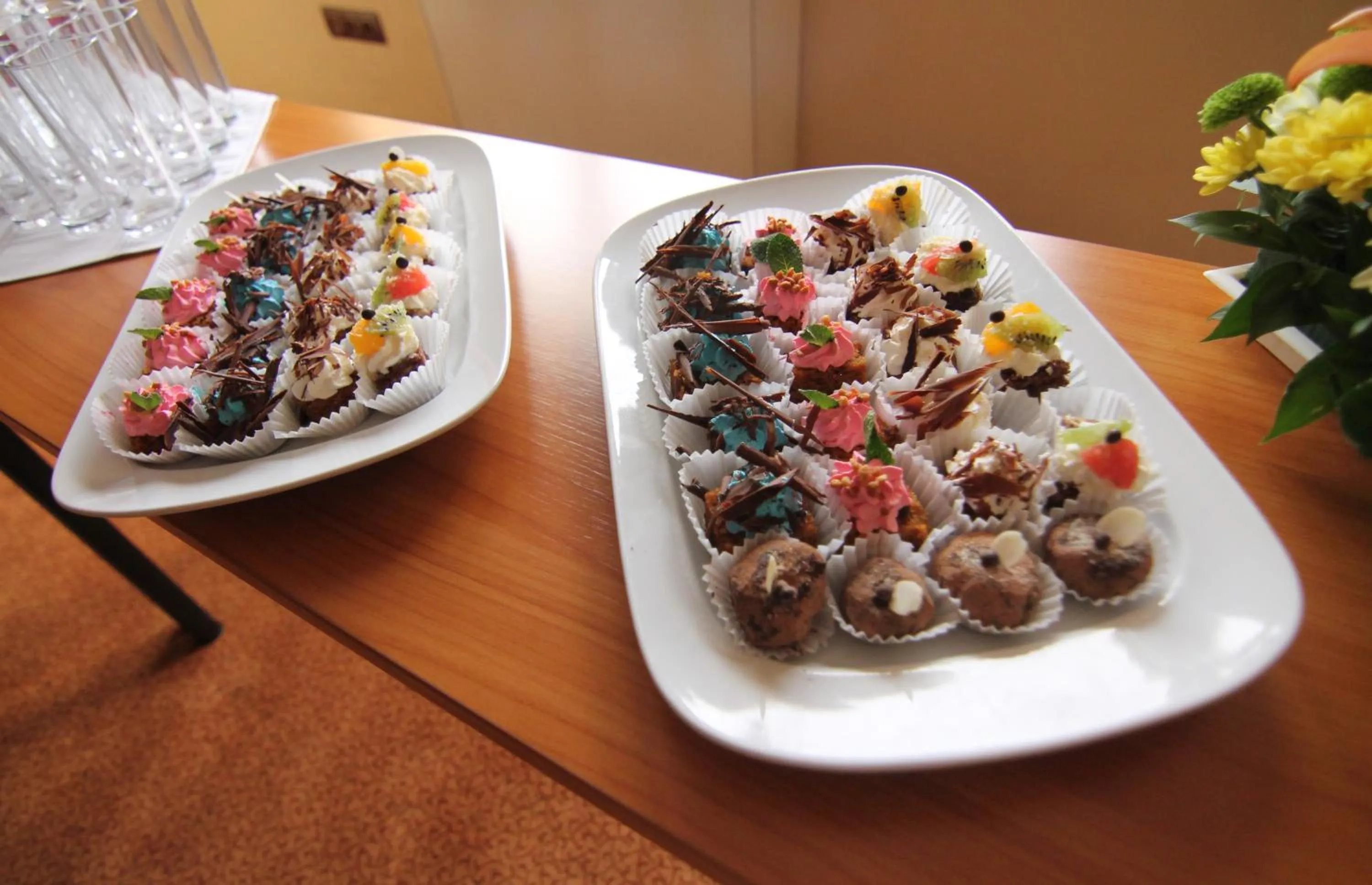 Food in Hotel Downtown