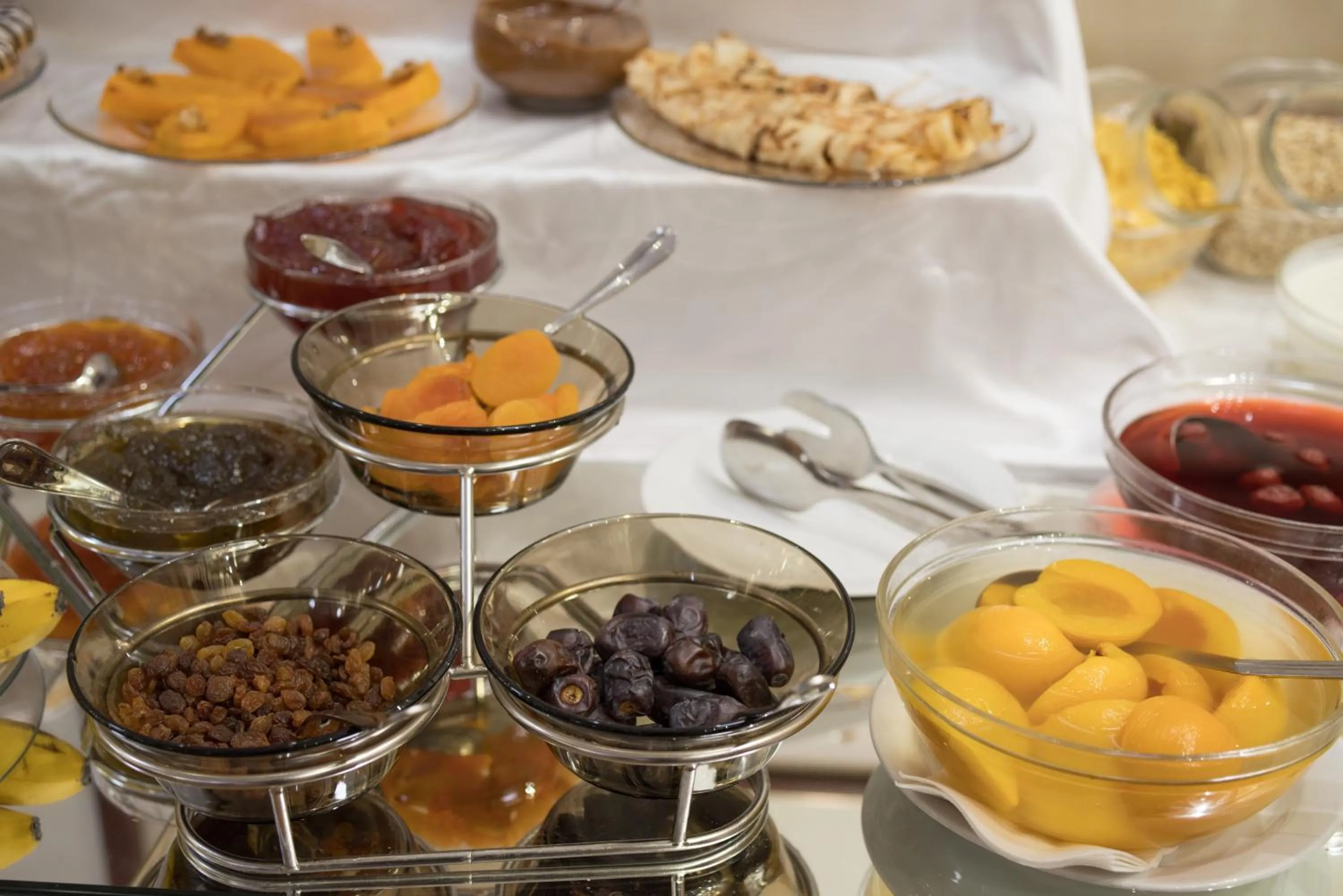 Buffet breakfast in Hotel Downtown