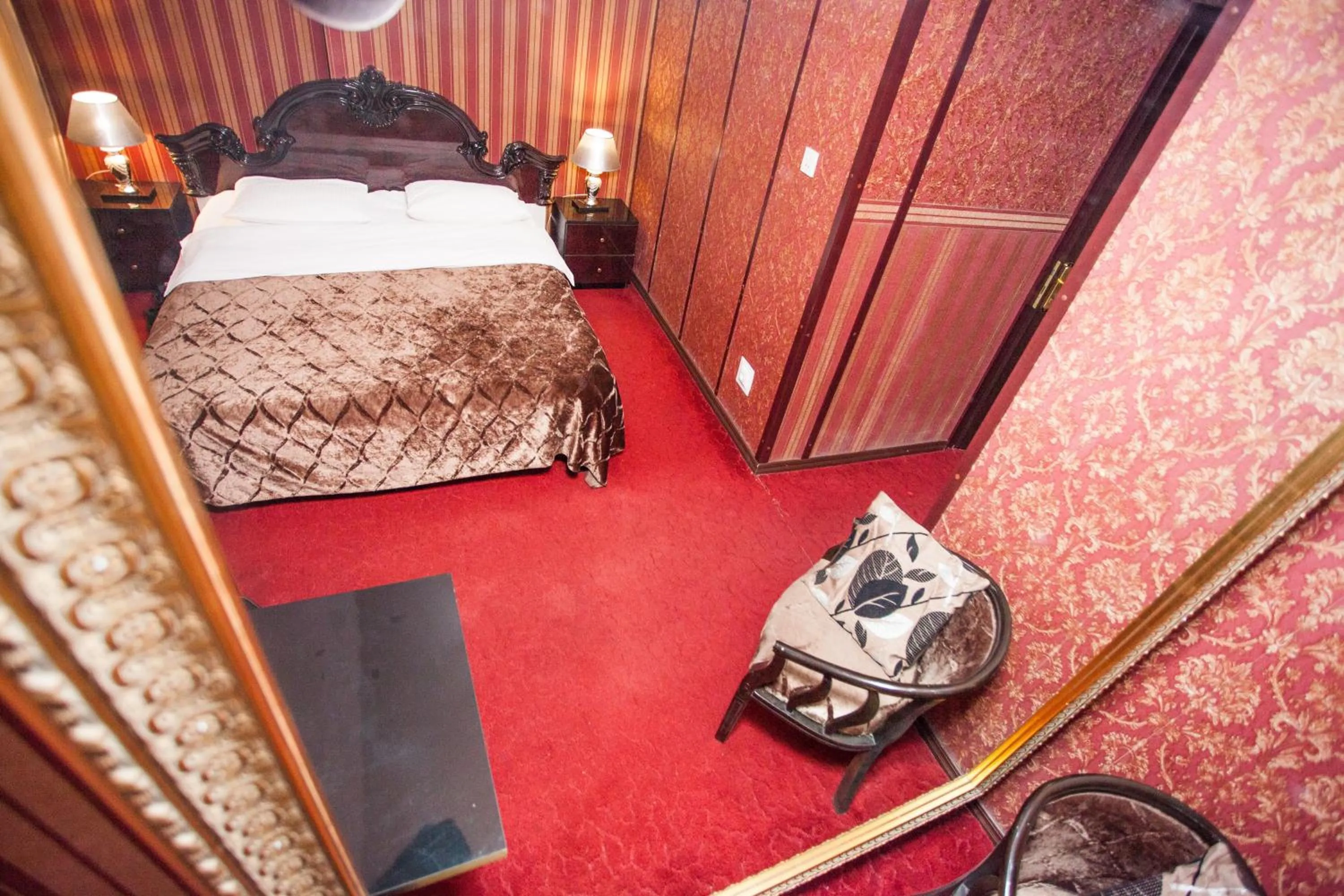 Photo of the whole room, Bed in Bella Donna Hotel