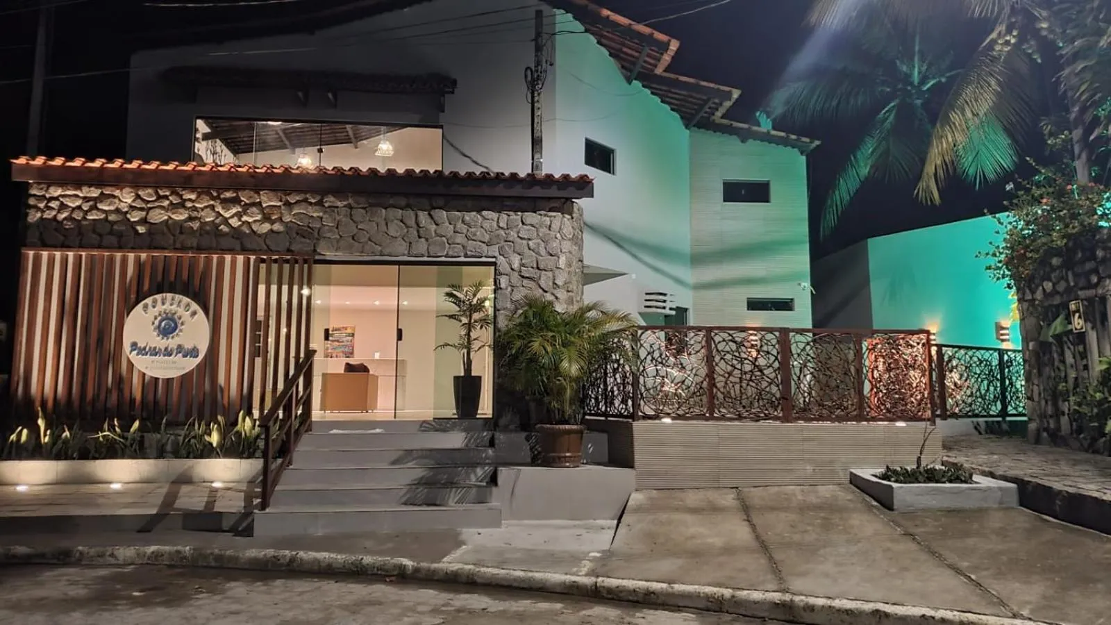 Facade/entrance in Pousada Pedras do Porto