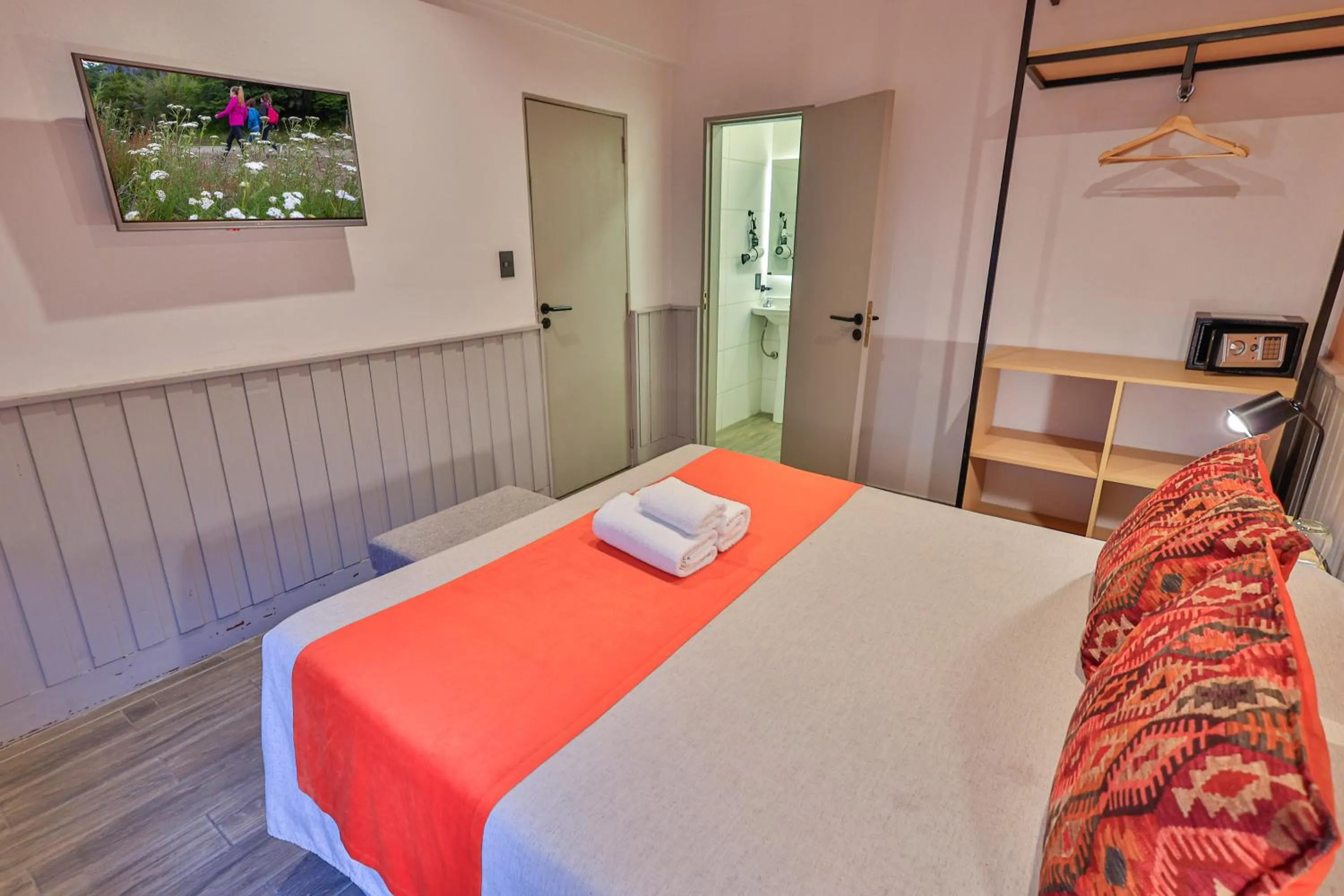 Bed in Hotel Bariloche By Tierra Gaucha