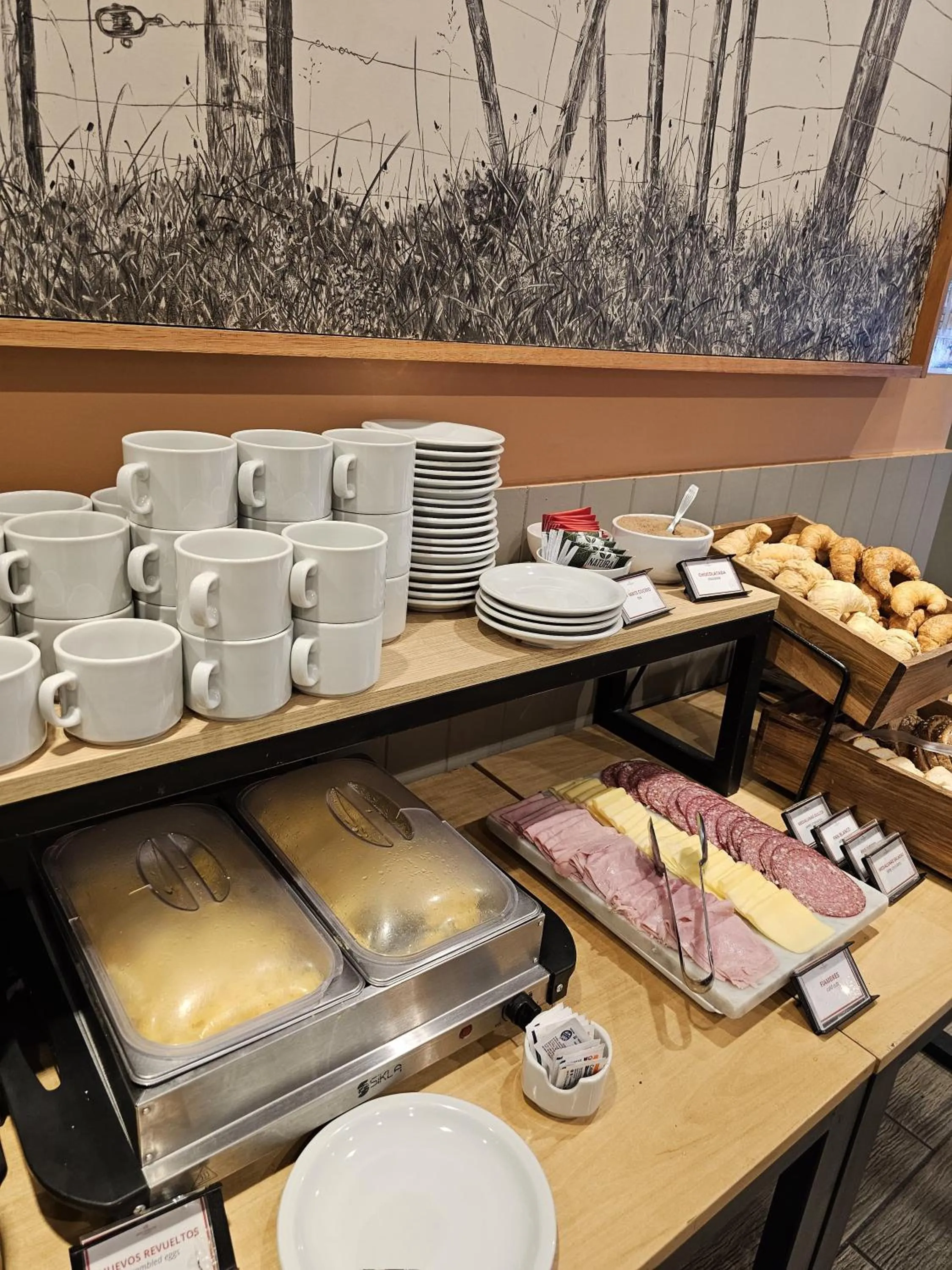 Breakfast in Hotel Bariloche By Tierra Gaucha