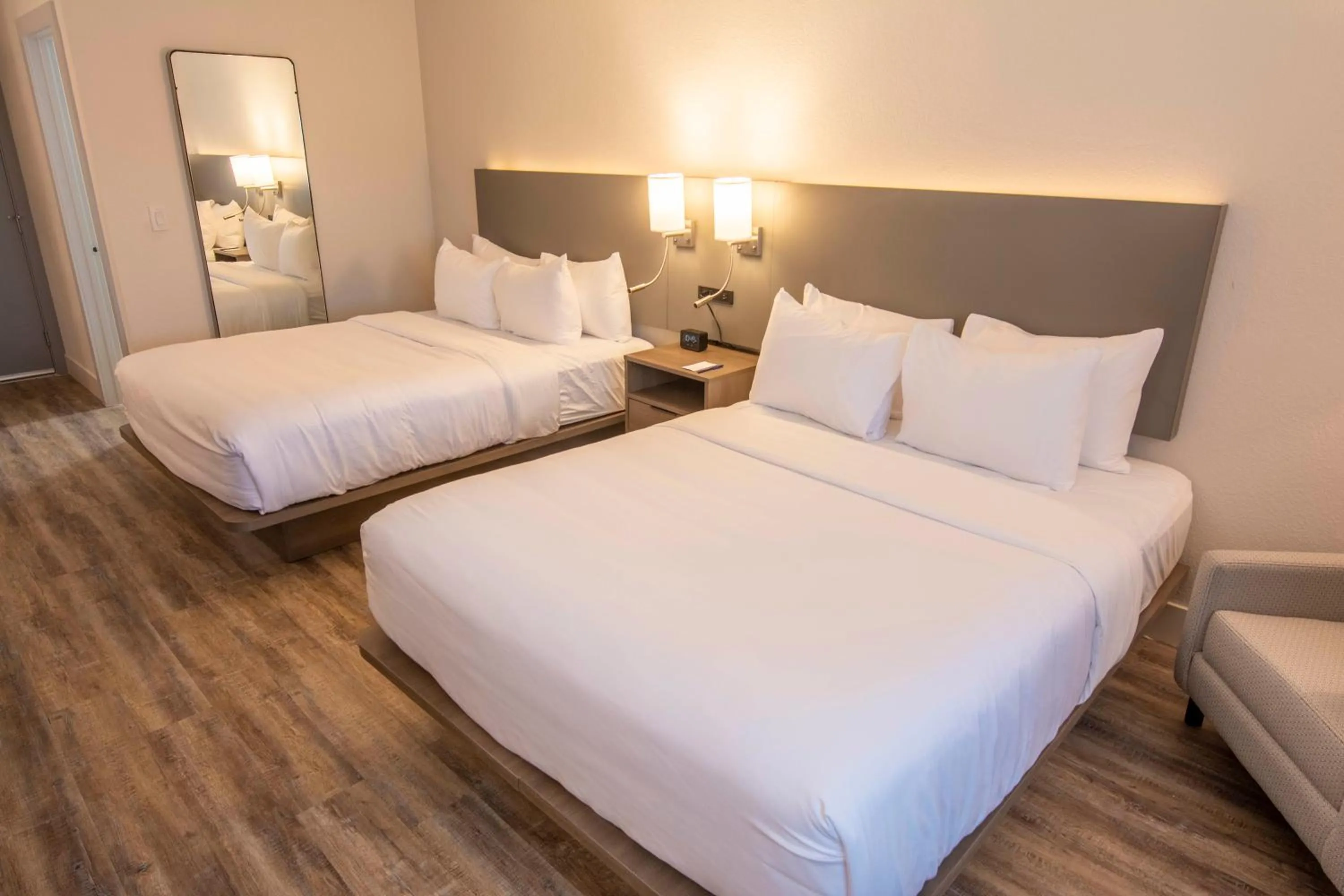 Bed in Comfort Inn Battle Mountain - Midway Between Elko and Winnemucca