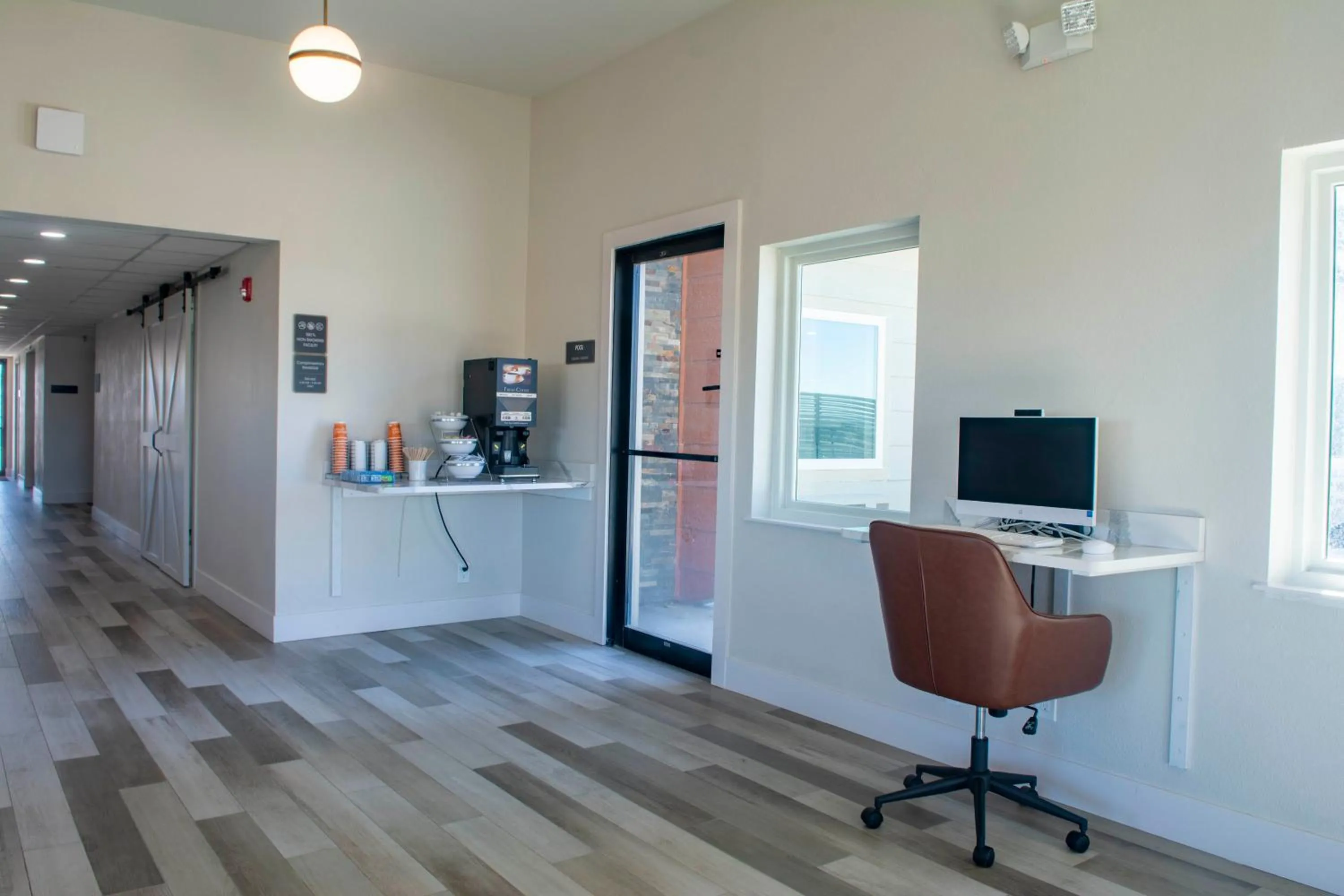 Coffee/tea facilities in Comfort Inn Battle Mountain - Midway Between Elko and Winnemucca