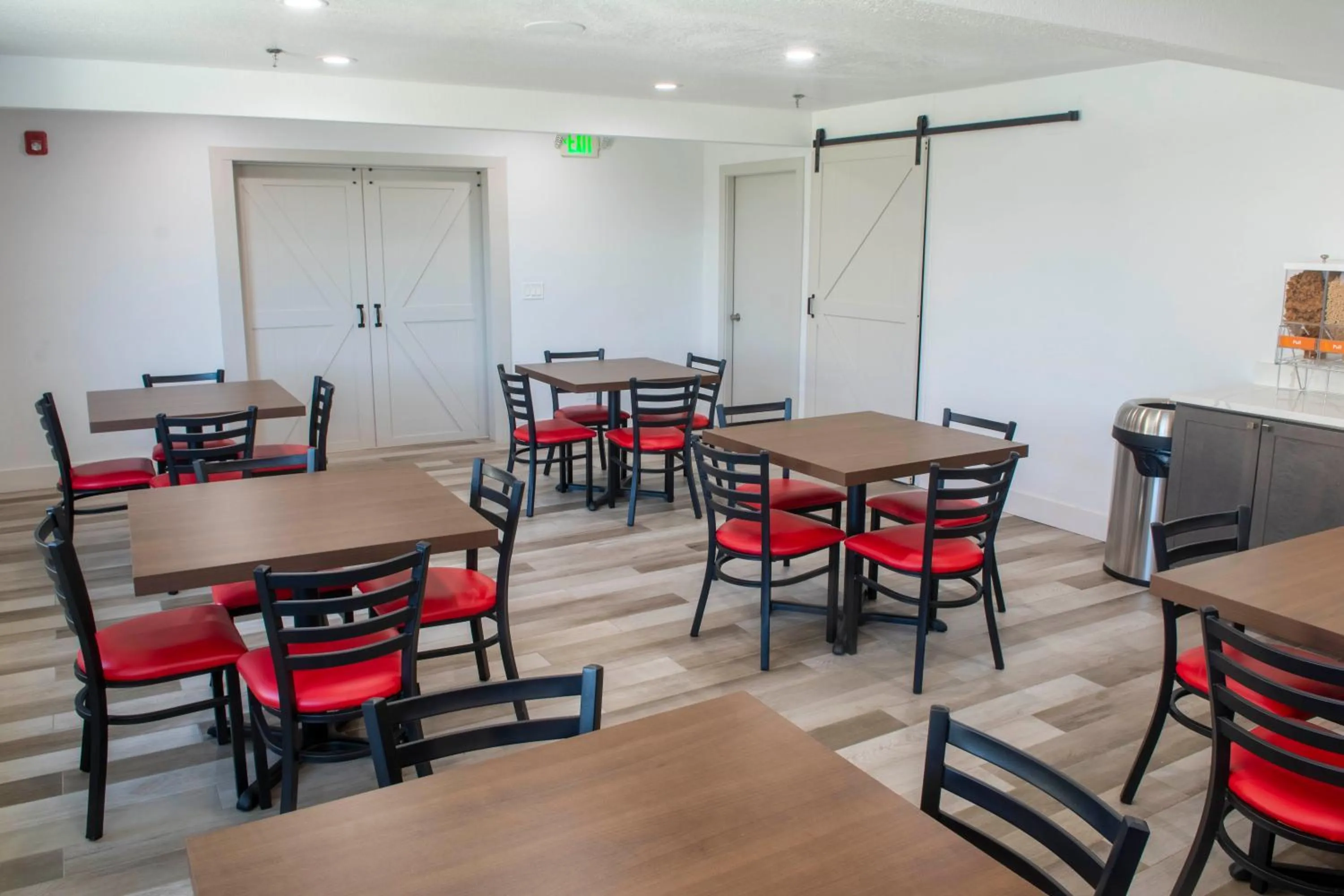 Breakfast in Comfort Inn Battle Mountain - Midway Between Elko and Winnemucca