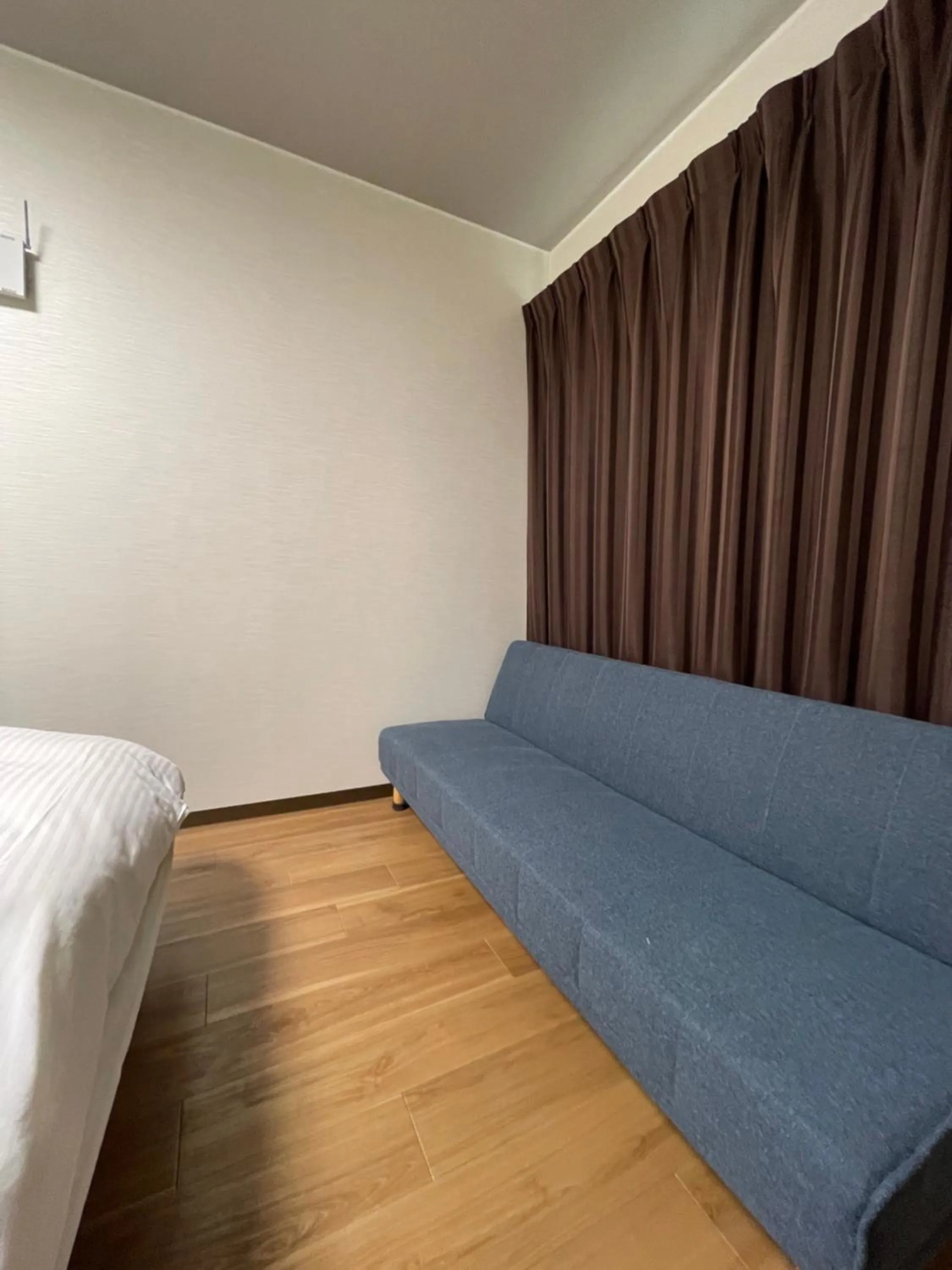 Living room, Bed in Guest House Goettingen