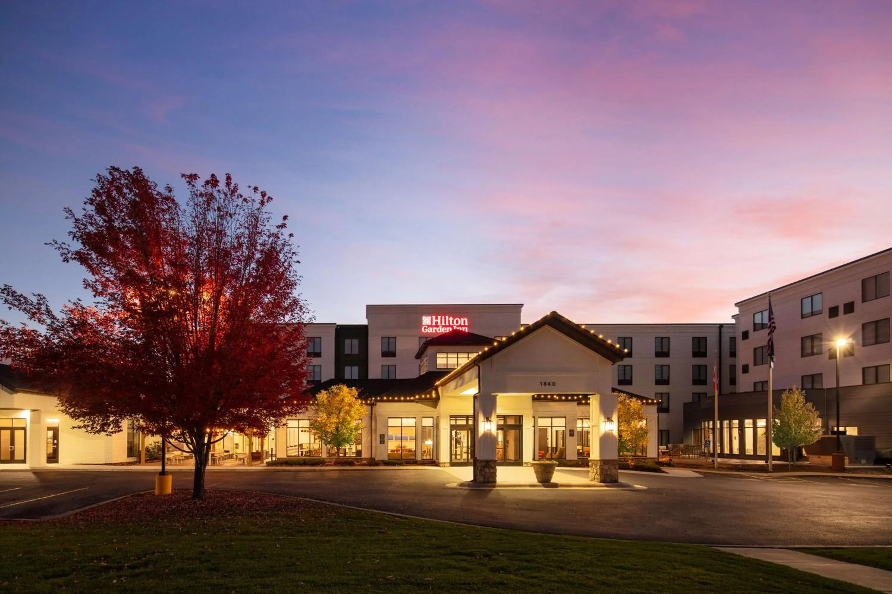 Property building in Hilton Garden Inn Kalispell