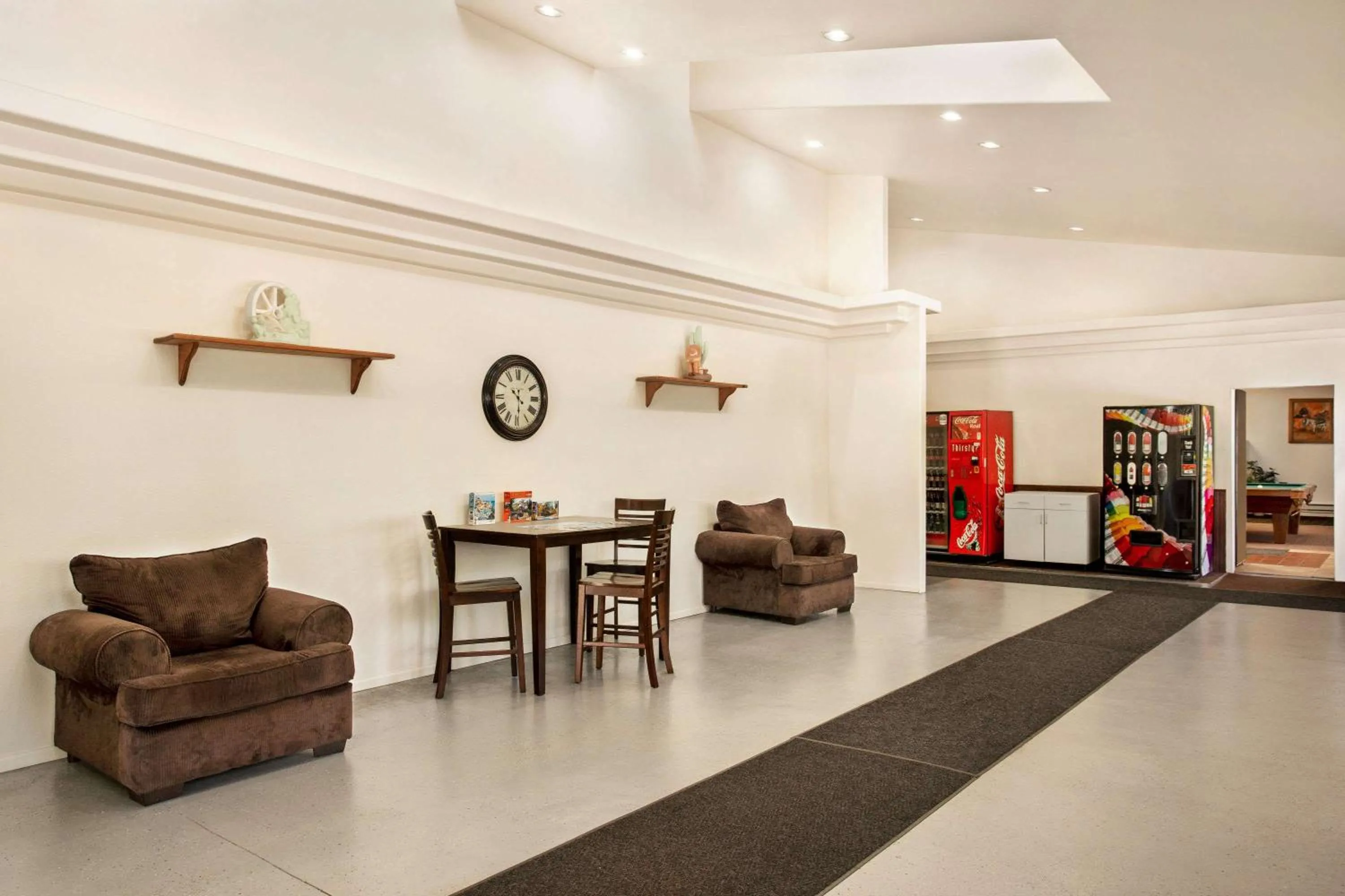 Lobby or reception in Travelodge by Wyndham Guernsey