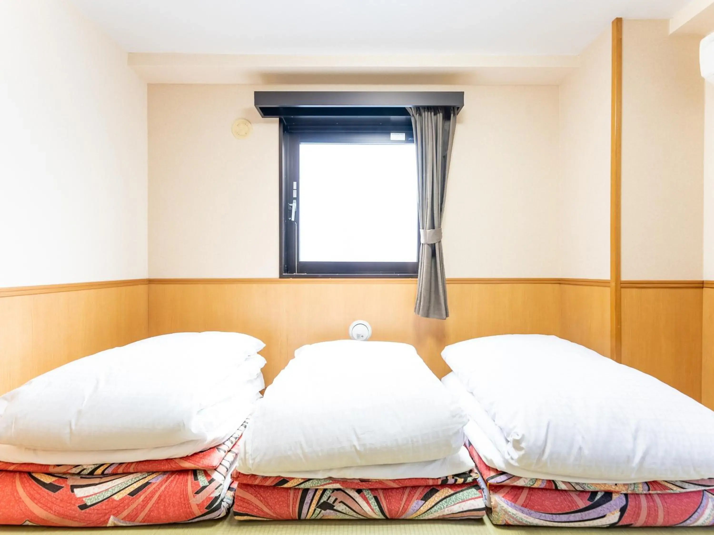 Japanese-Style Triple Room - single occupancy - Non-Smoking in Chang Tee Hotel Ikebukuro Japanese-Style Triple Room - single occupancy - Non-Smoking in Chang Tee Hotel Ikebukuro