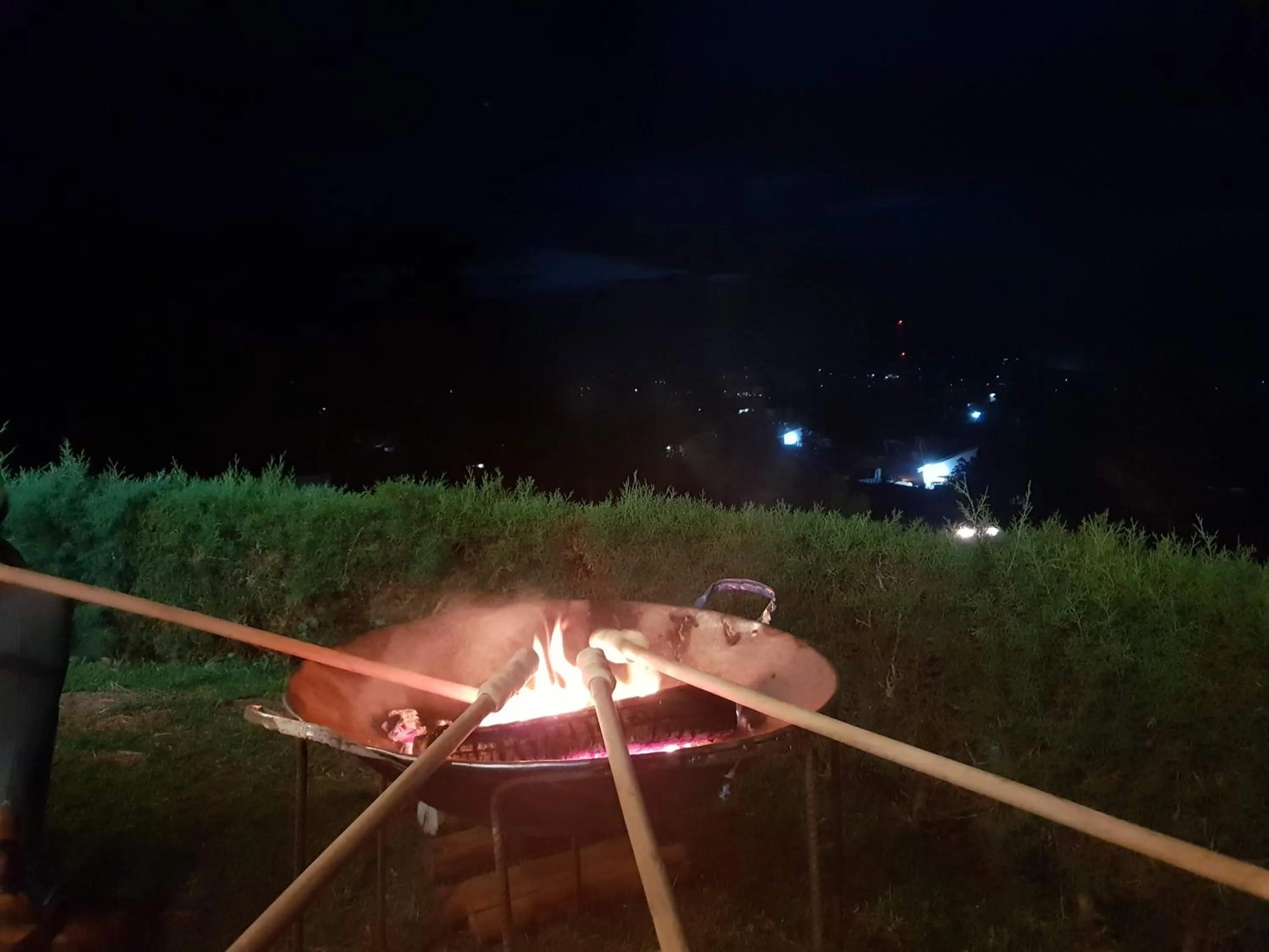 Entertainment in Banda Lodge