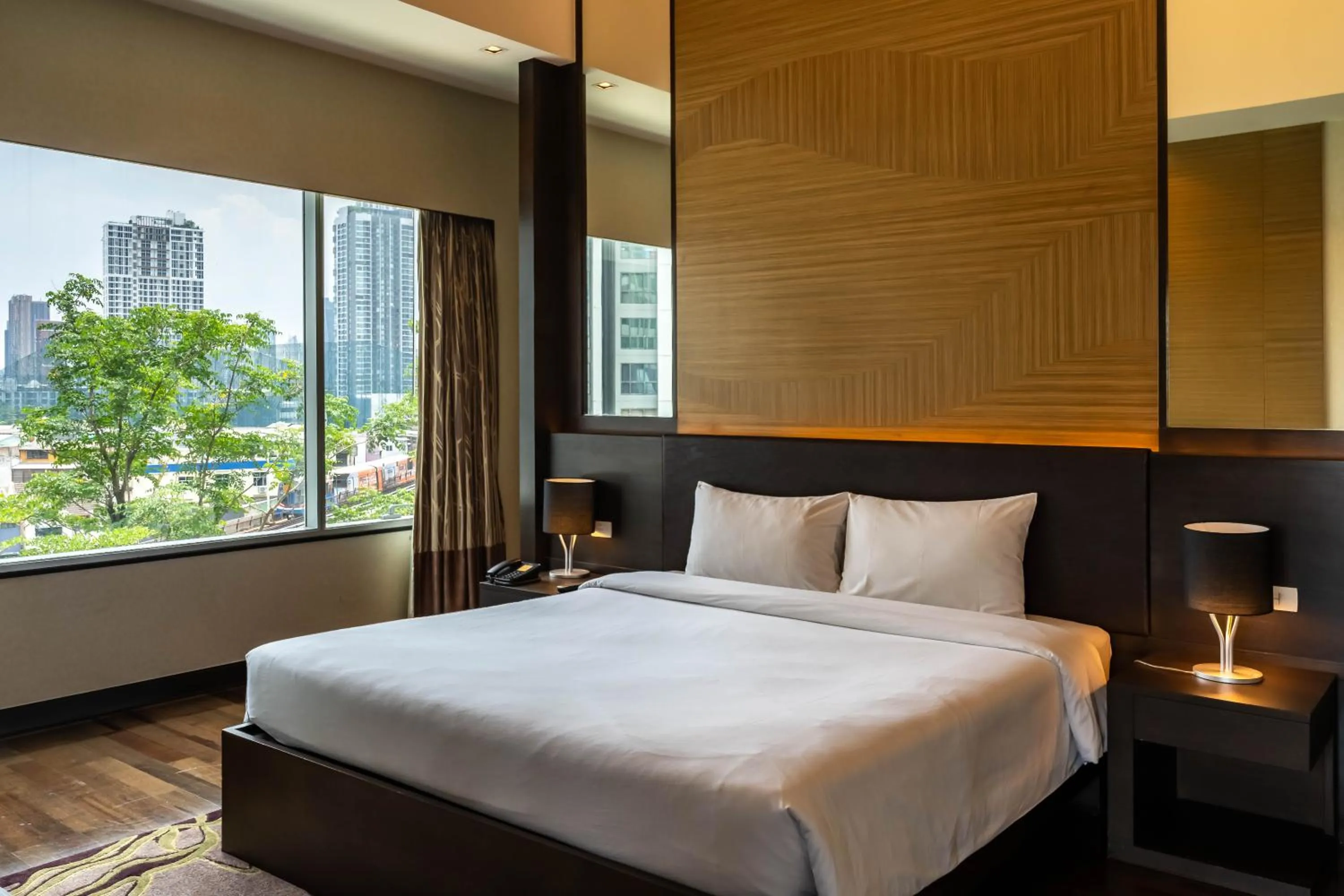 Bedroom, Bed in Jasmine Resort Bangkok