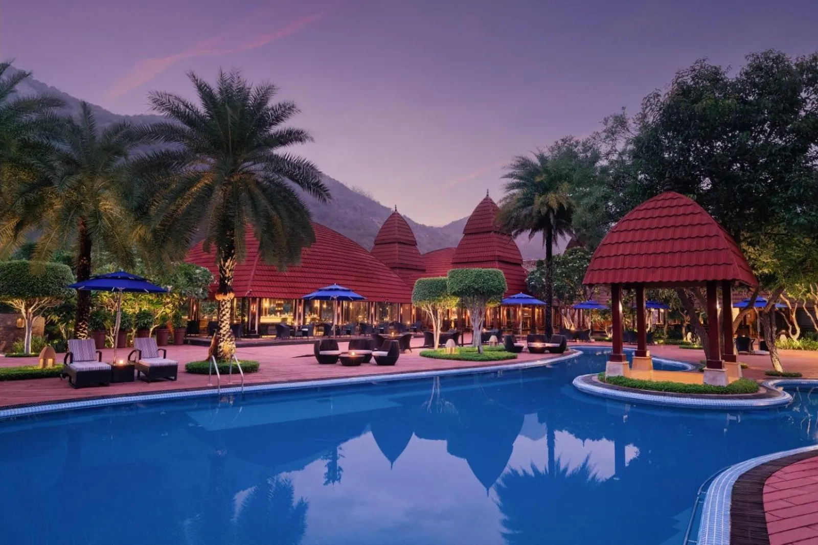 Swimming pool in Ananta Spa & Resort, Pushkar