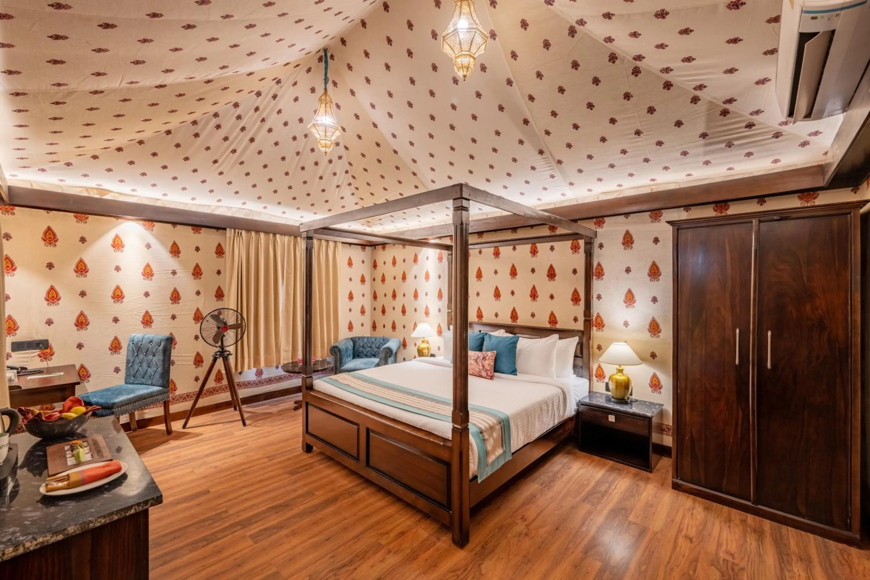 Bed in Ananta Spa & Resort, Pushkar