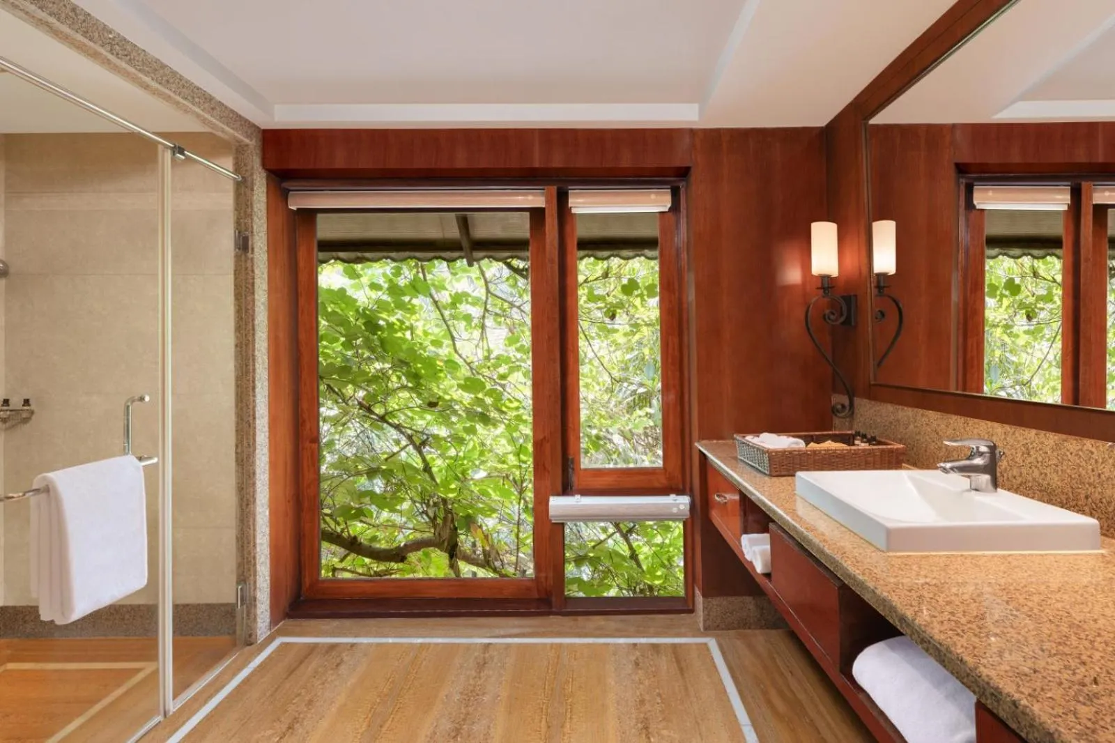 Bathroom in Ananta Spa & Resort, Pushkar