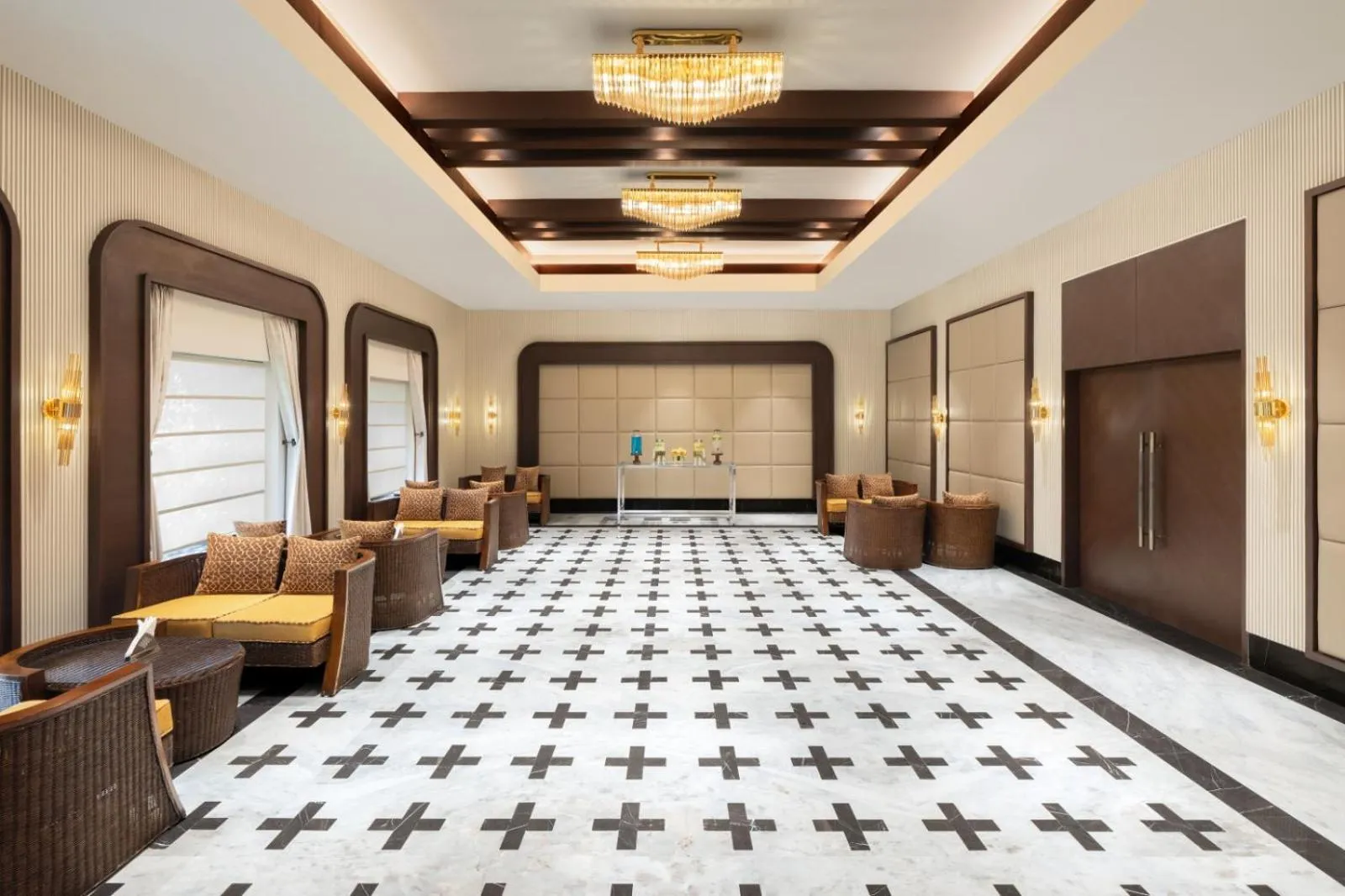 Lounge or bar in Ananta Spa & Resort, Pushkar