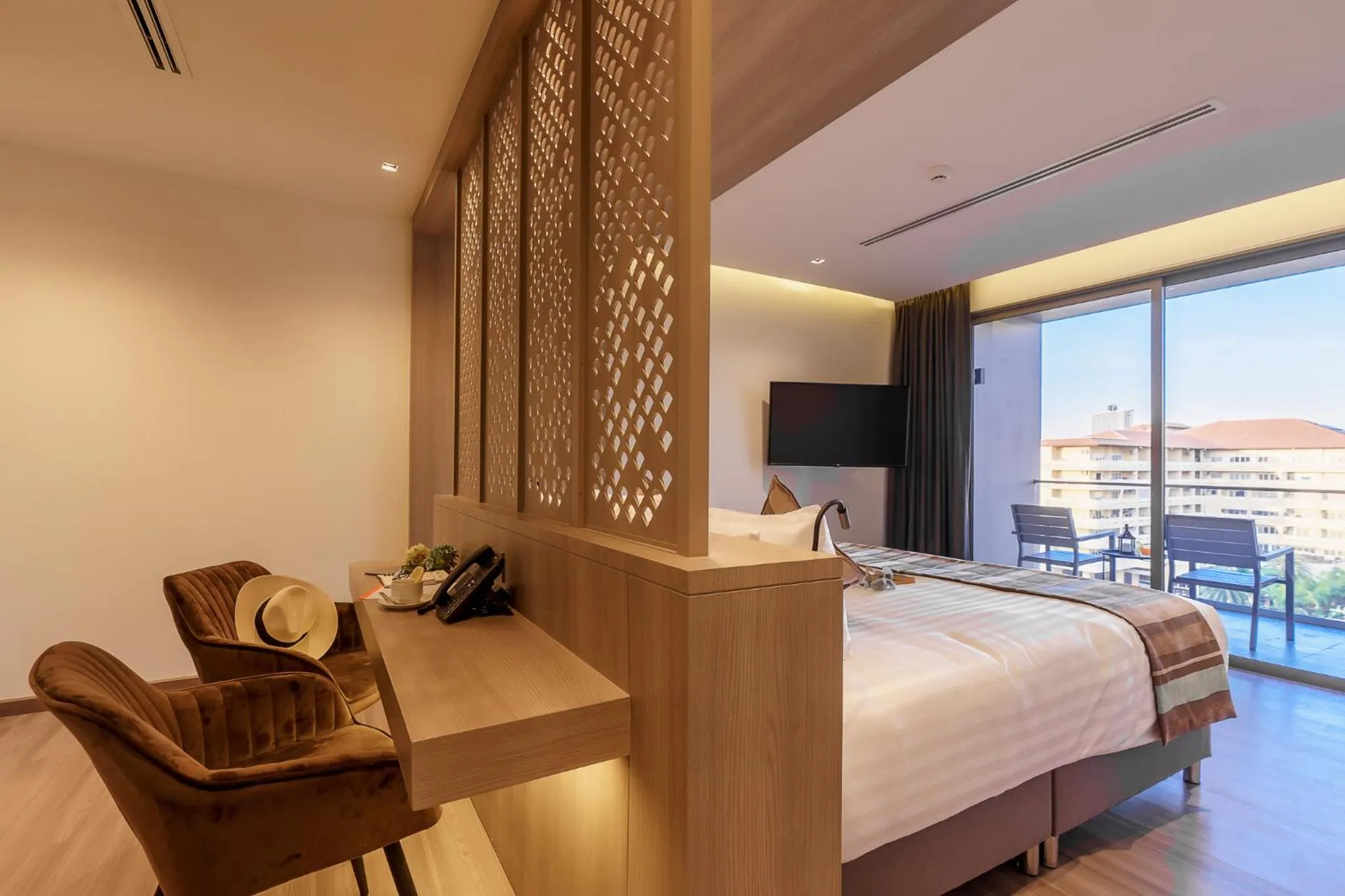 Bed in Fifth Pattaya Jomtien By Shiwalai Int