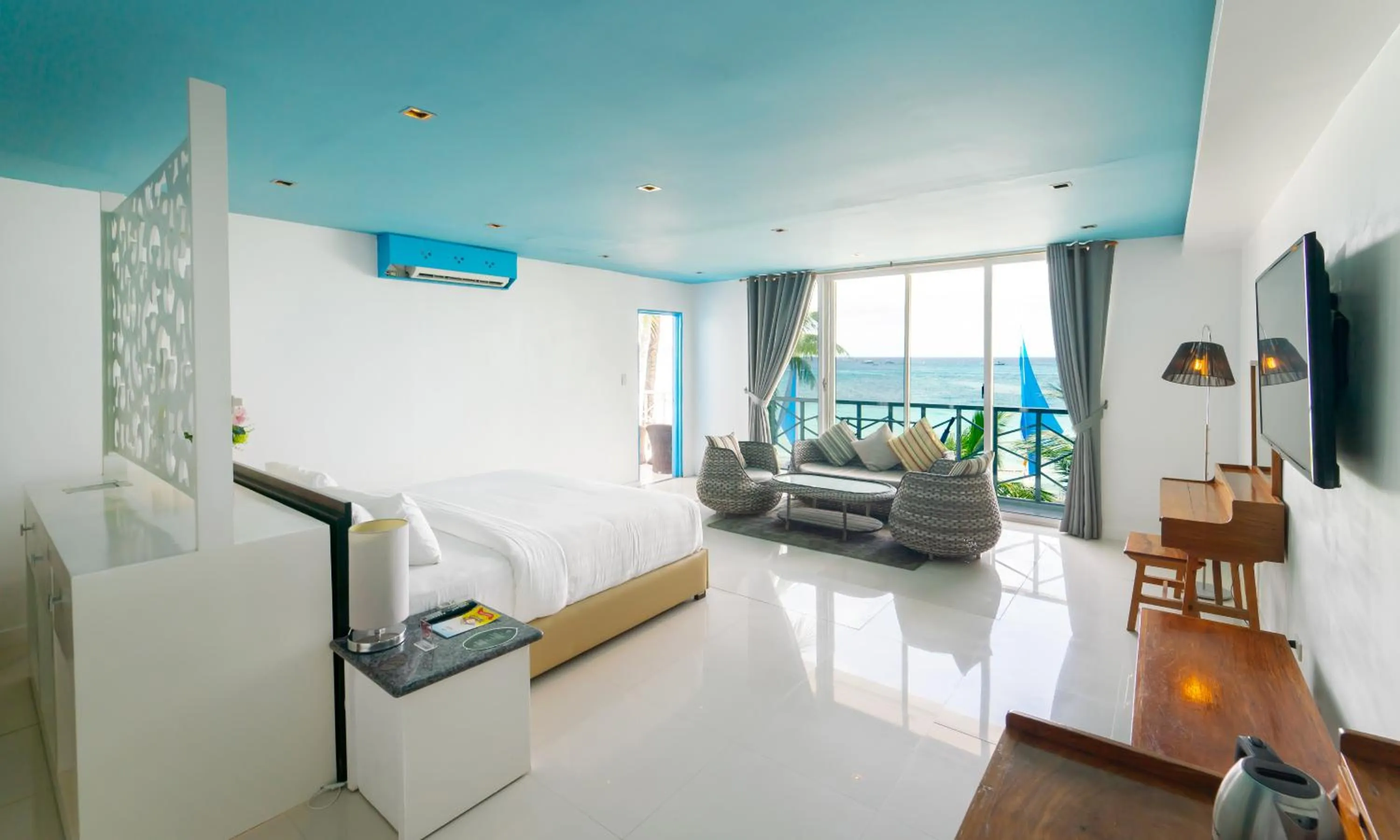 Living room in Boracay Ocean Club Beach Resort