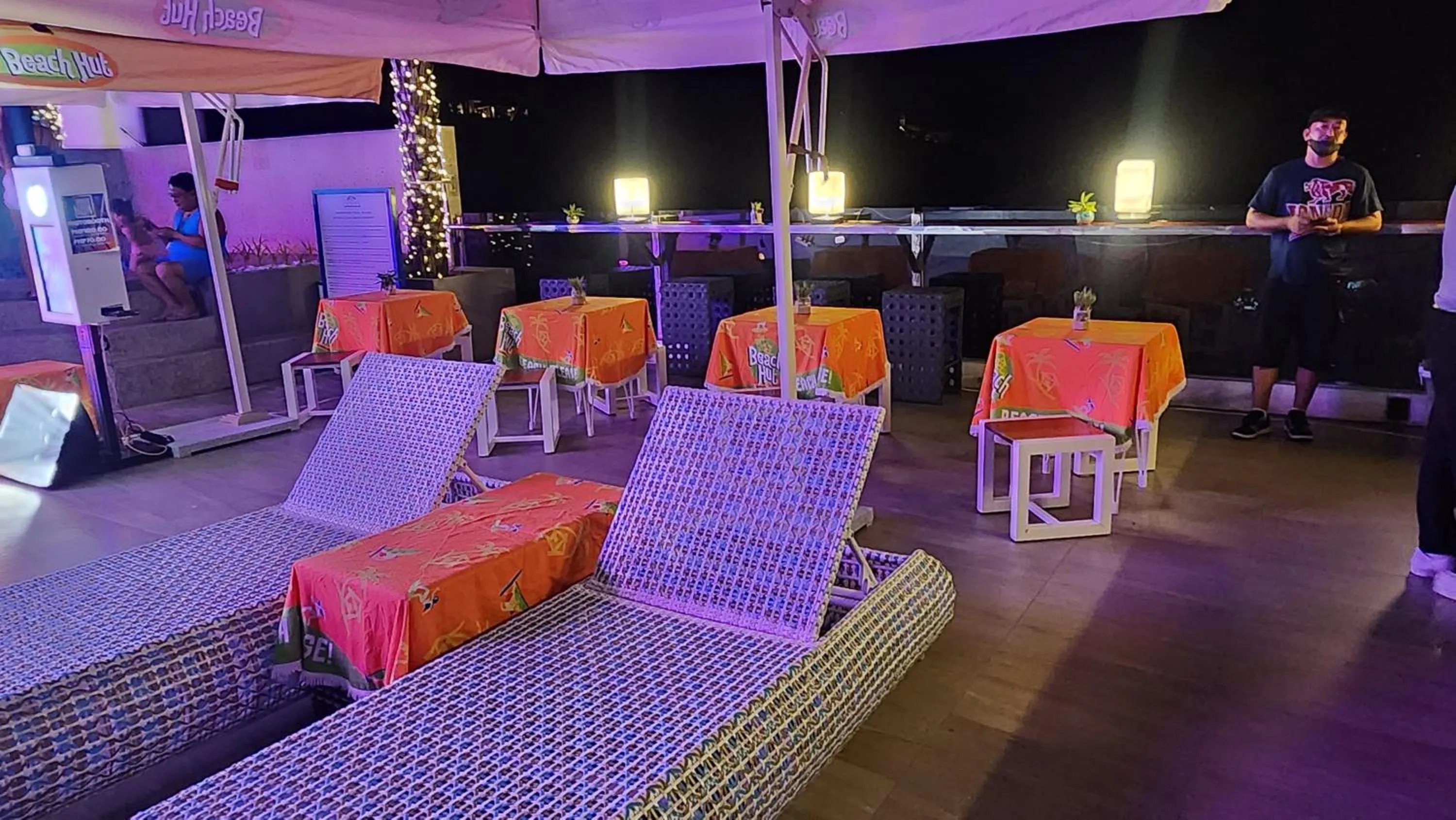 Lounge or bar in Boracay Ocean Club Beach Resort