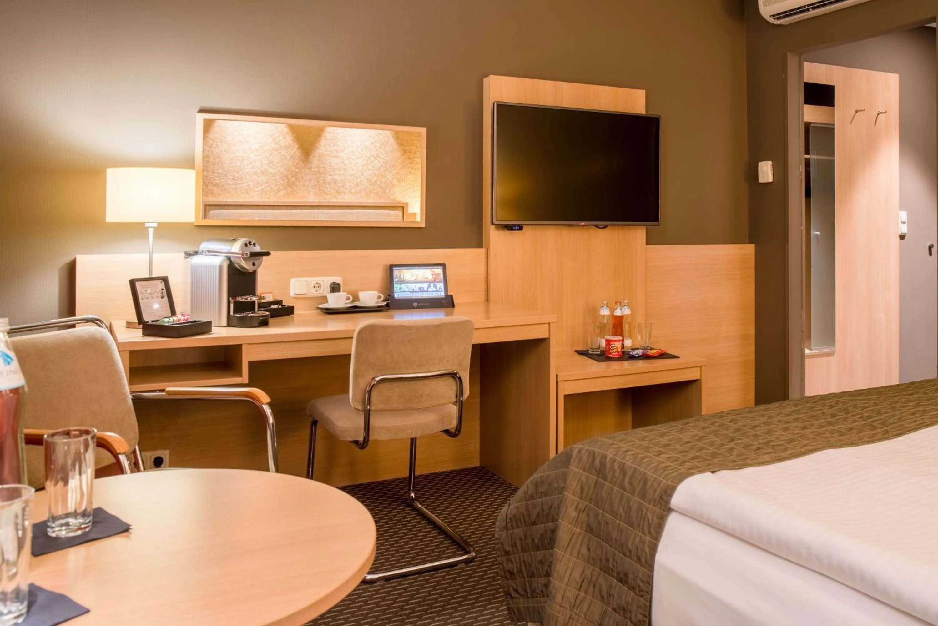 Bedroom, Bed in Best Western Premier Central Hotel Leonhard