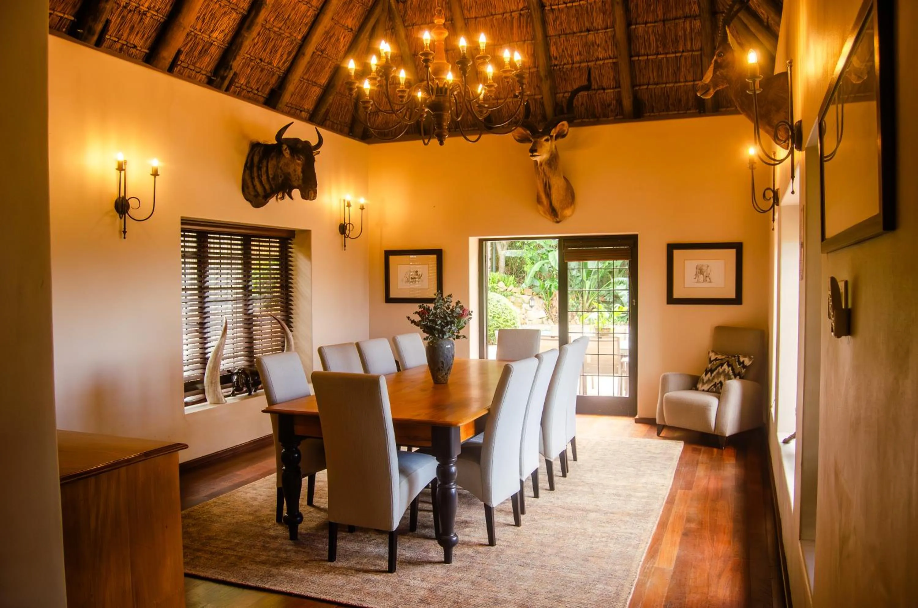 Seating area in Ikhaya Safari Lodge