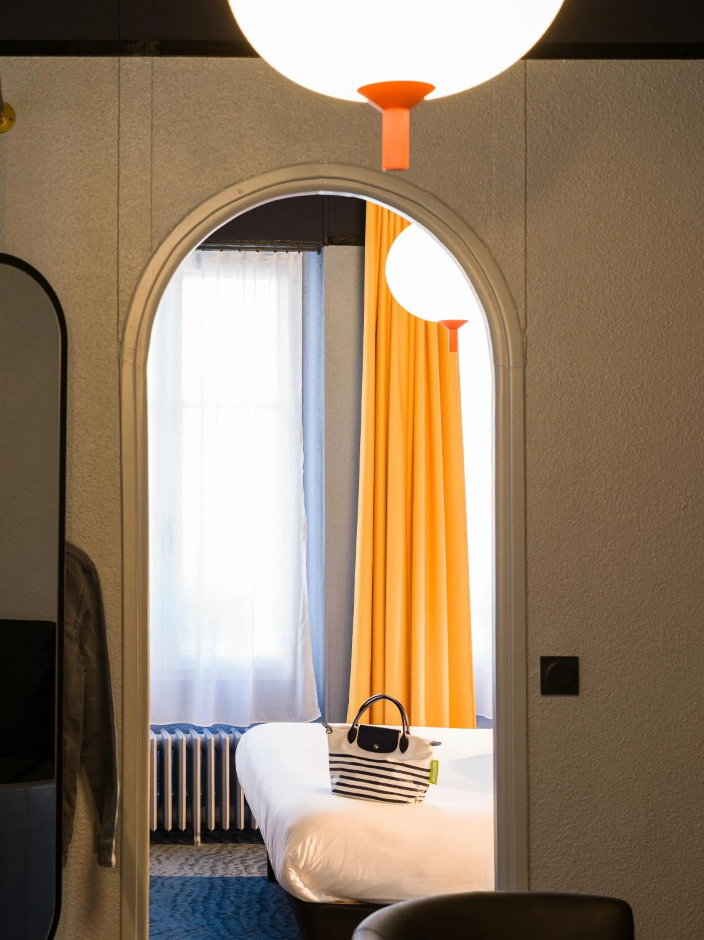 Bed in ibis Styles Saint Malo Centre Historique