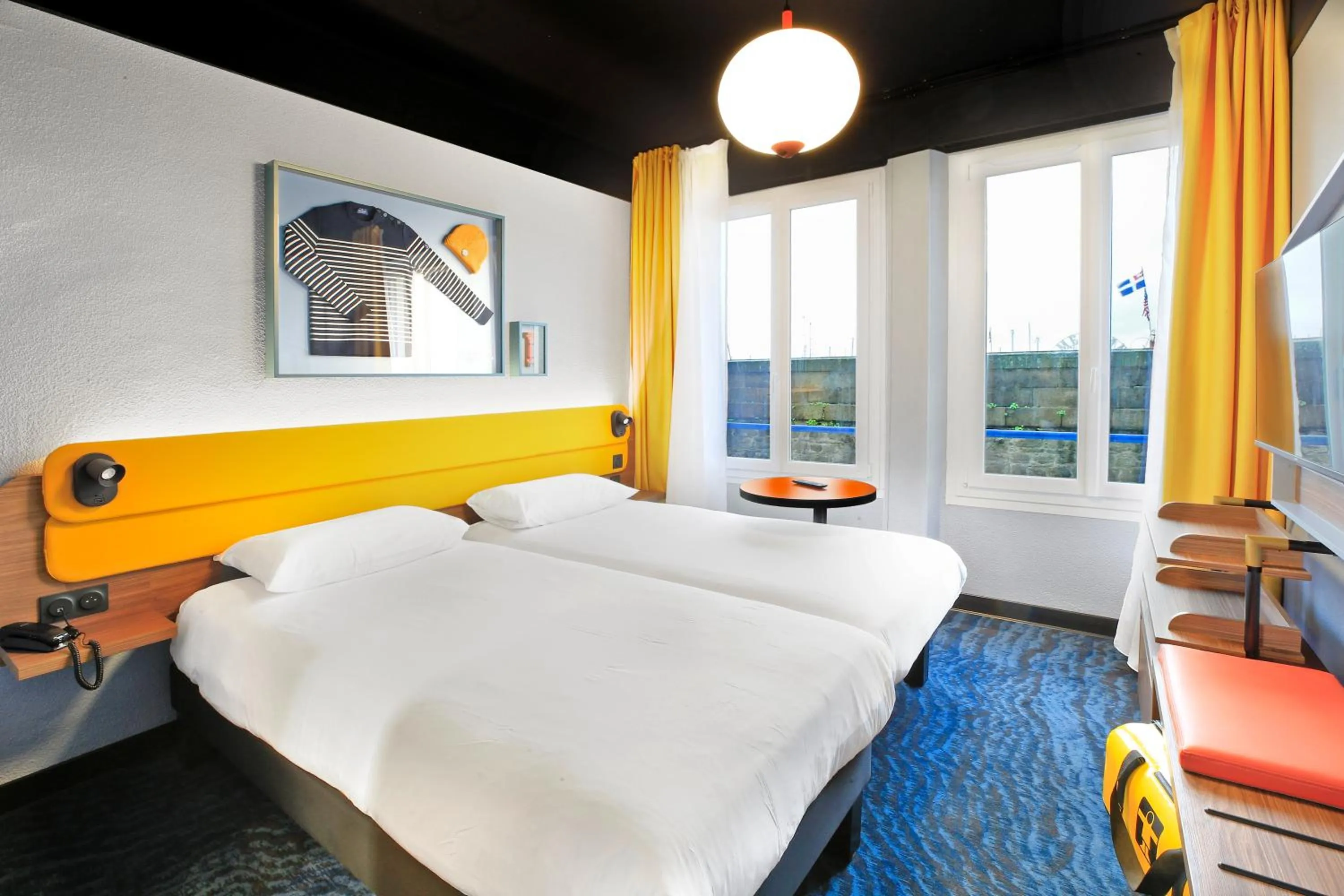 Bed in ibis Styles Saint Malo Centre Historique