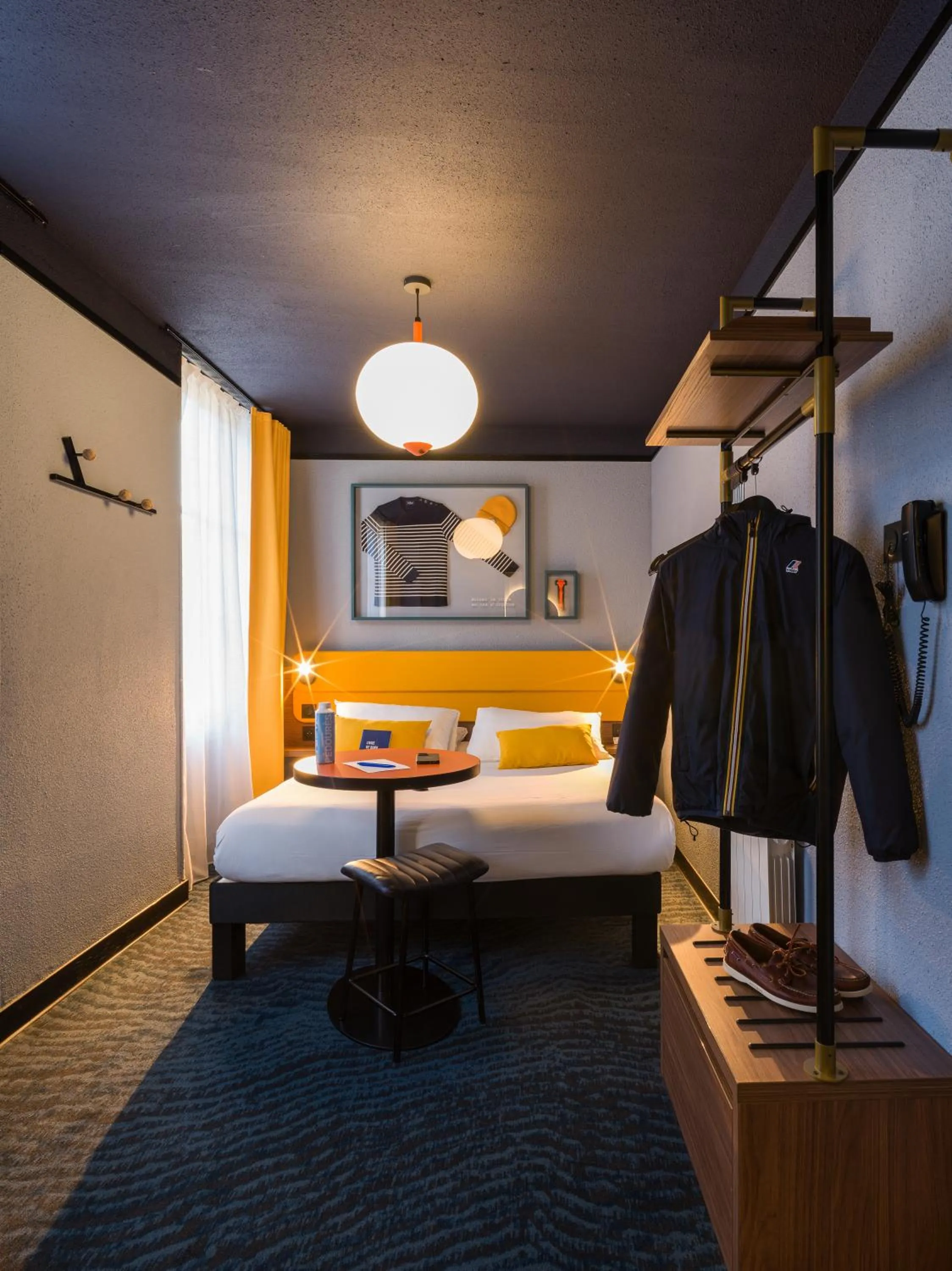 Photo of the whole room, Bed in ibis Styles Saint Malo Centre Historique