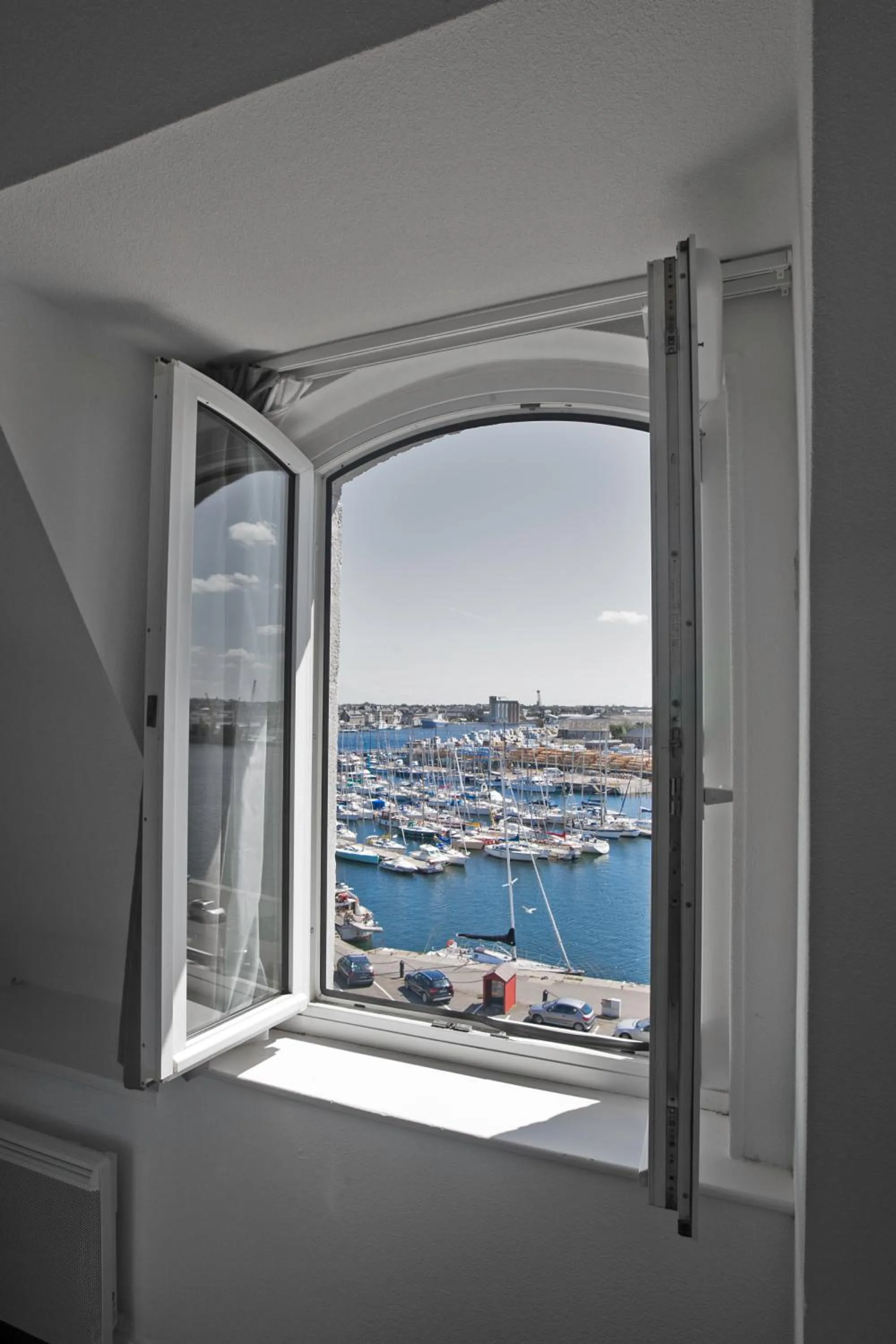 Landmark view in ibis Styles Saint Malo Centre Historique
