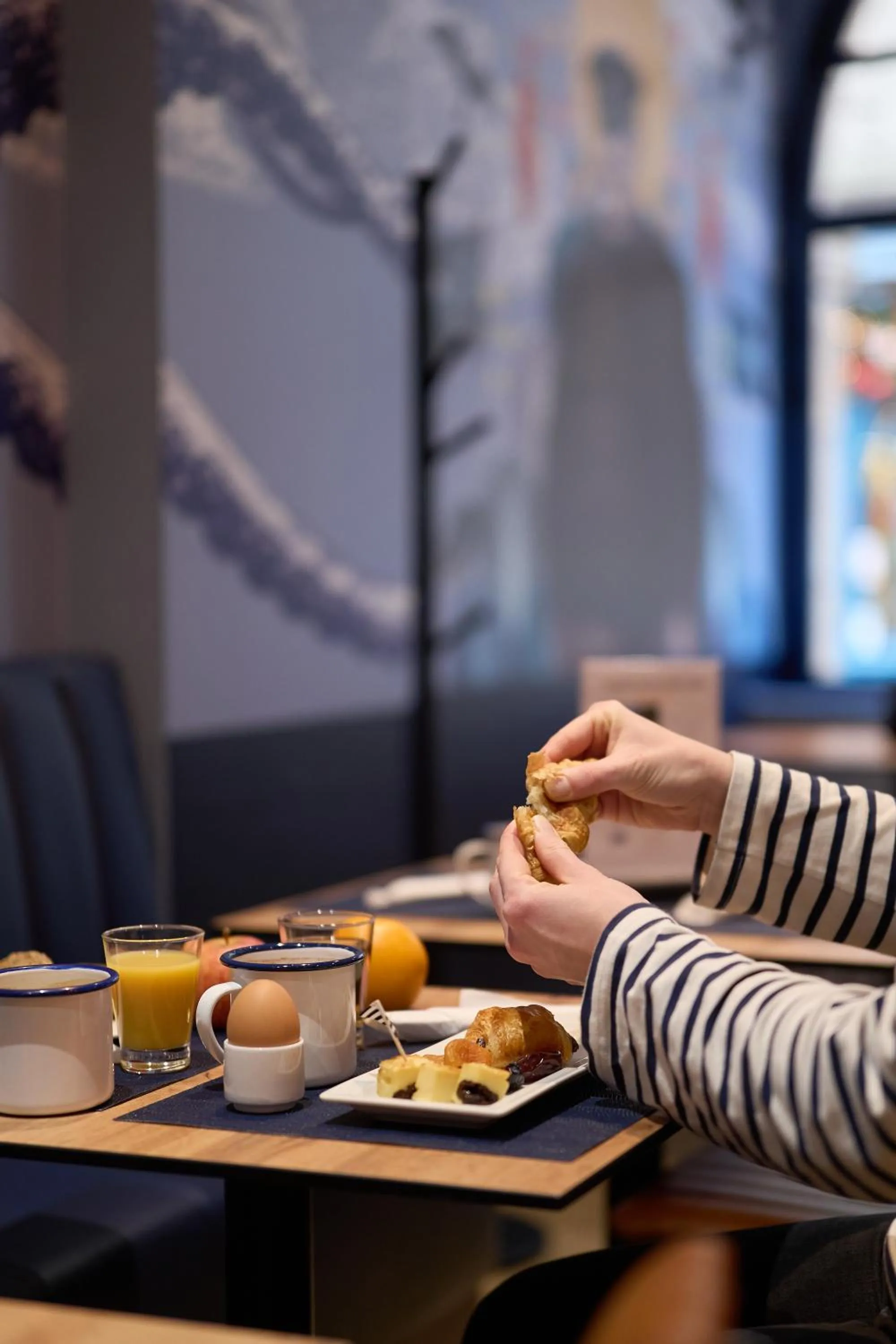 Food and drinks in ibis Styles Saint Malo Centre Historique