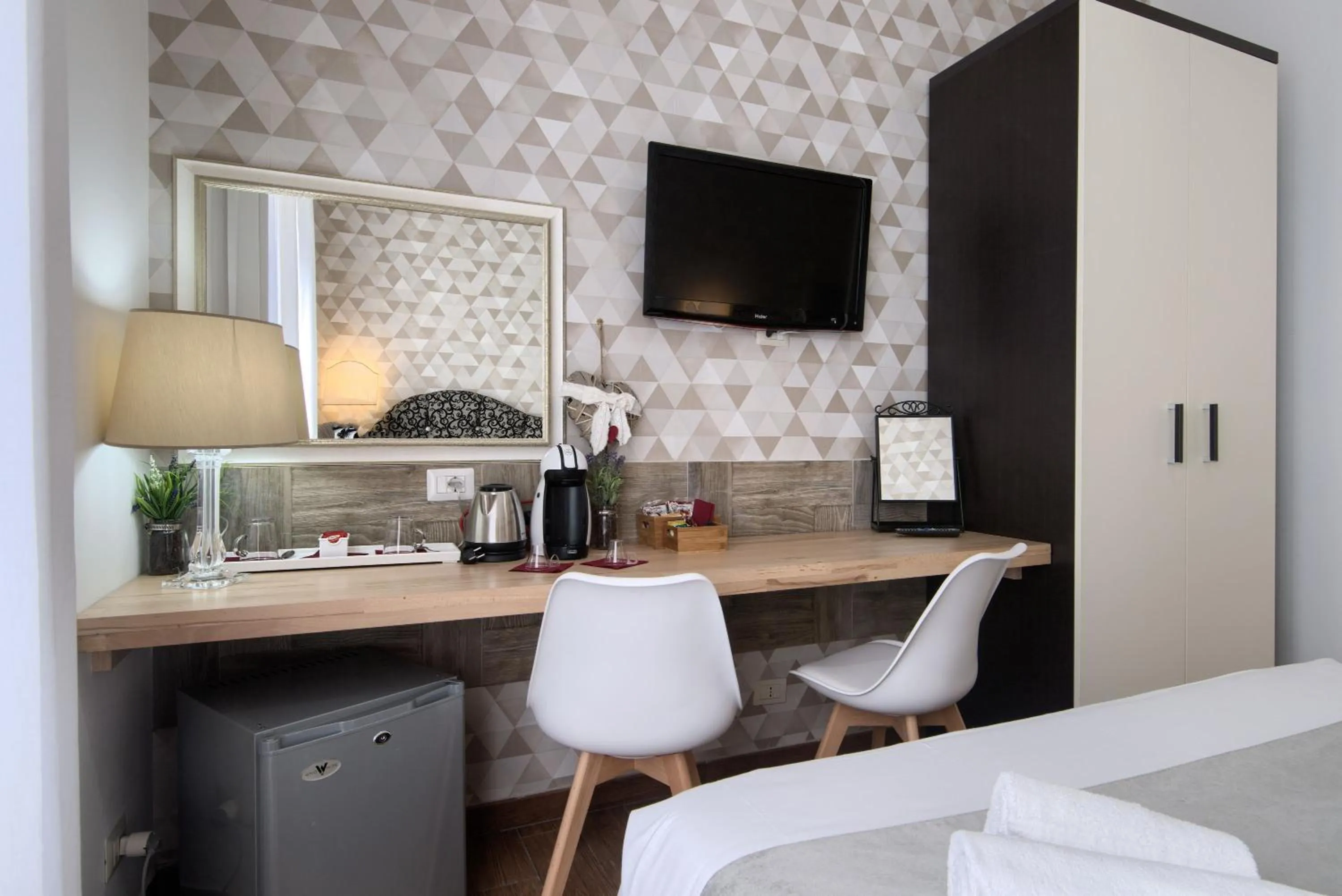 Coffee/tea facilities, Bed in Domus Pietro Inn