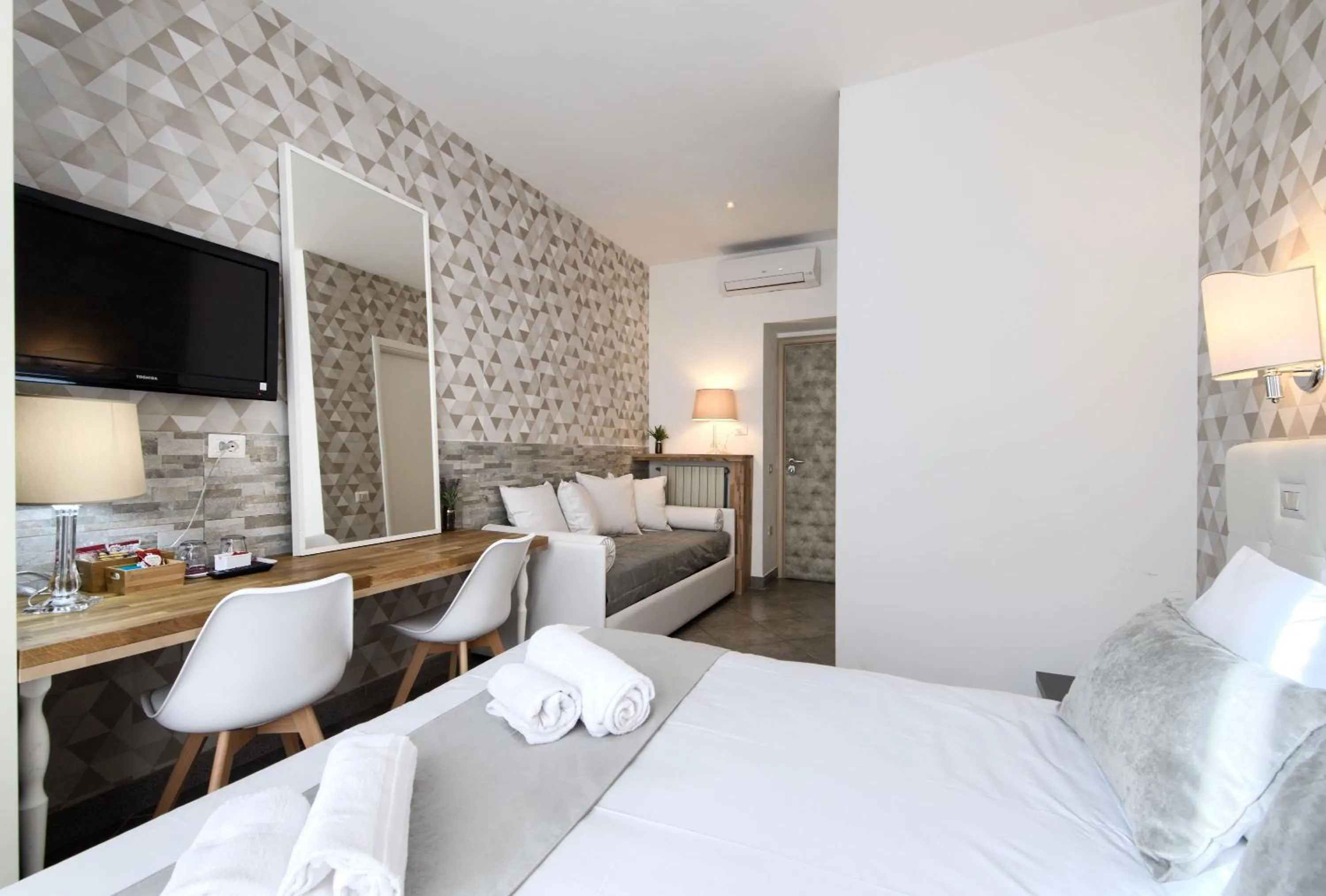 Coffee/tea facilities, Bed in Domus Pietro Inn