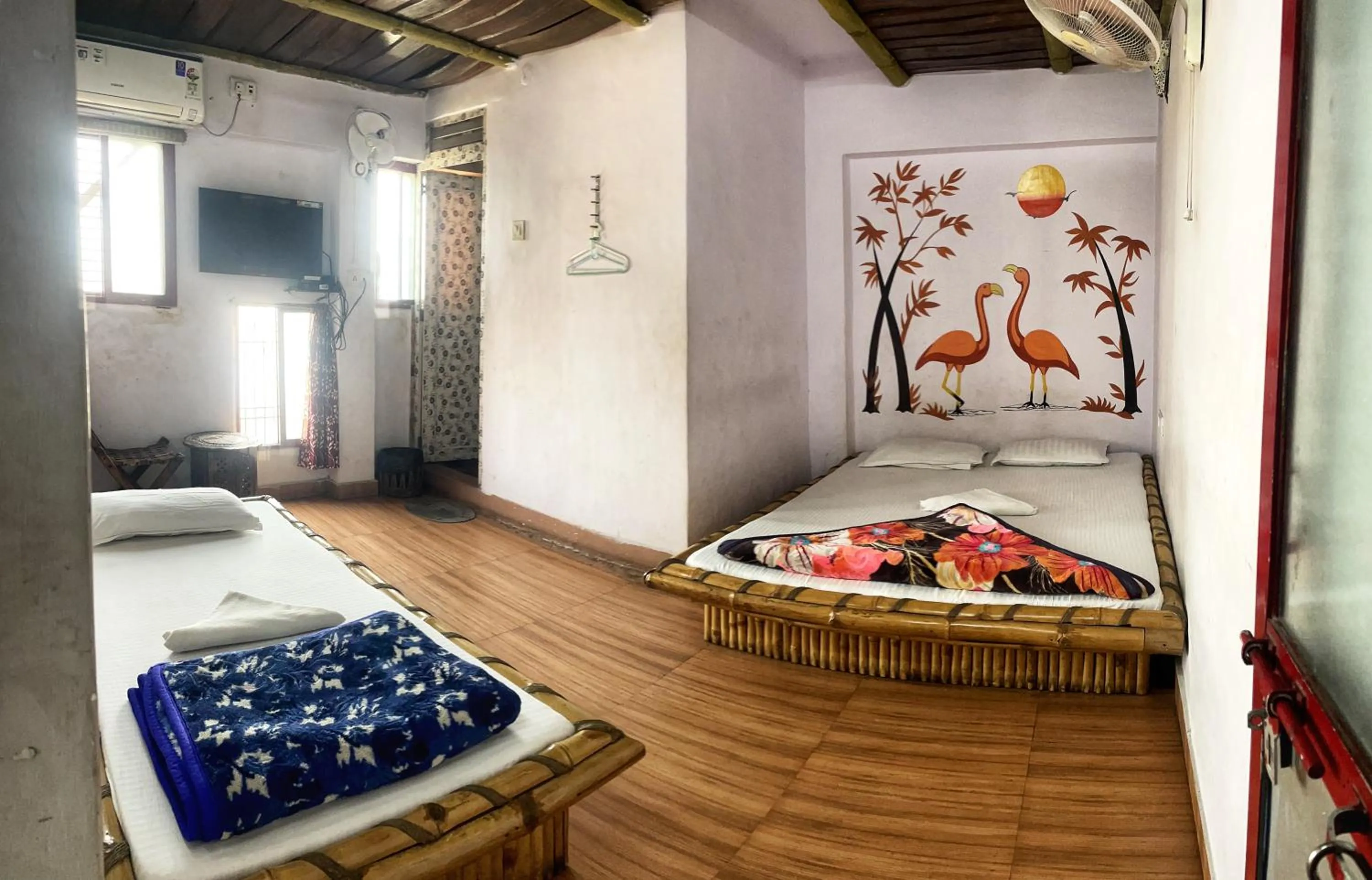 Bedroom, Bed in Shri Guest House