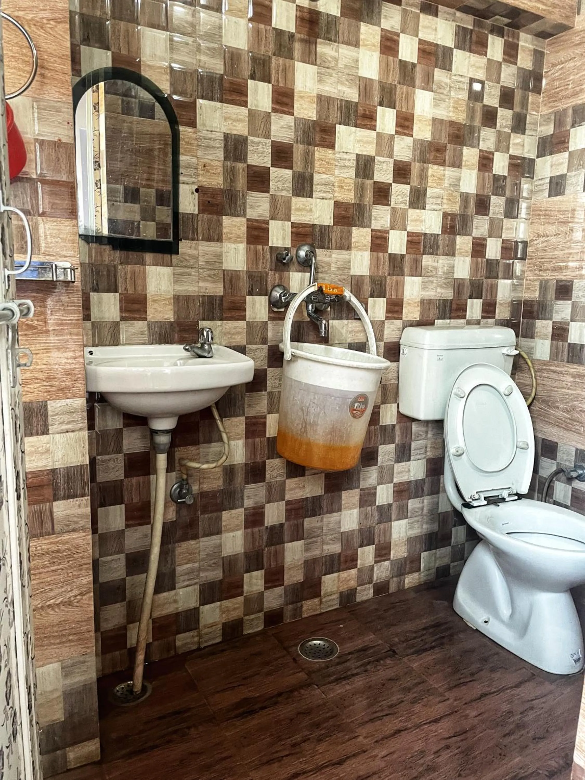 Bathroom in Shri Guest House