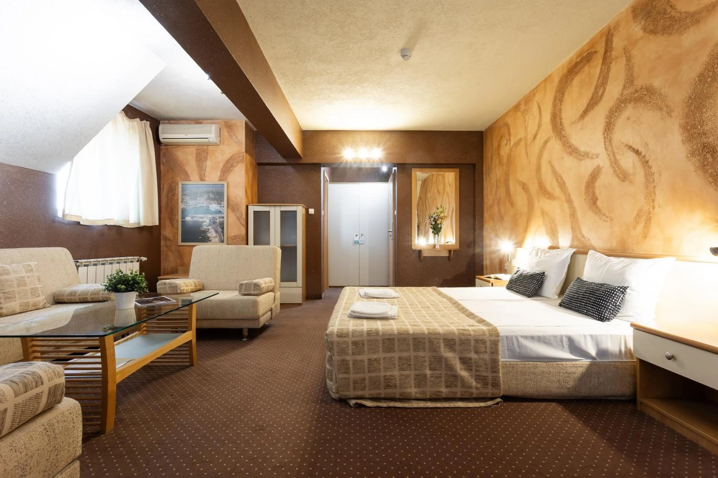 Hotel Brod - Free Parking