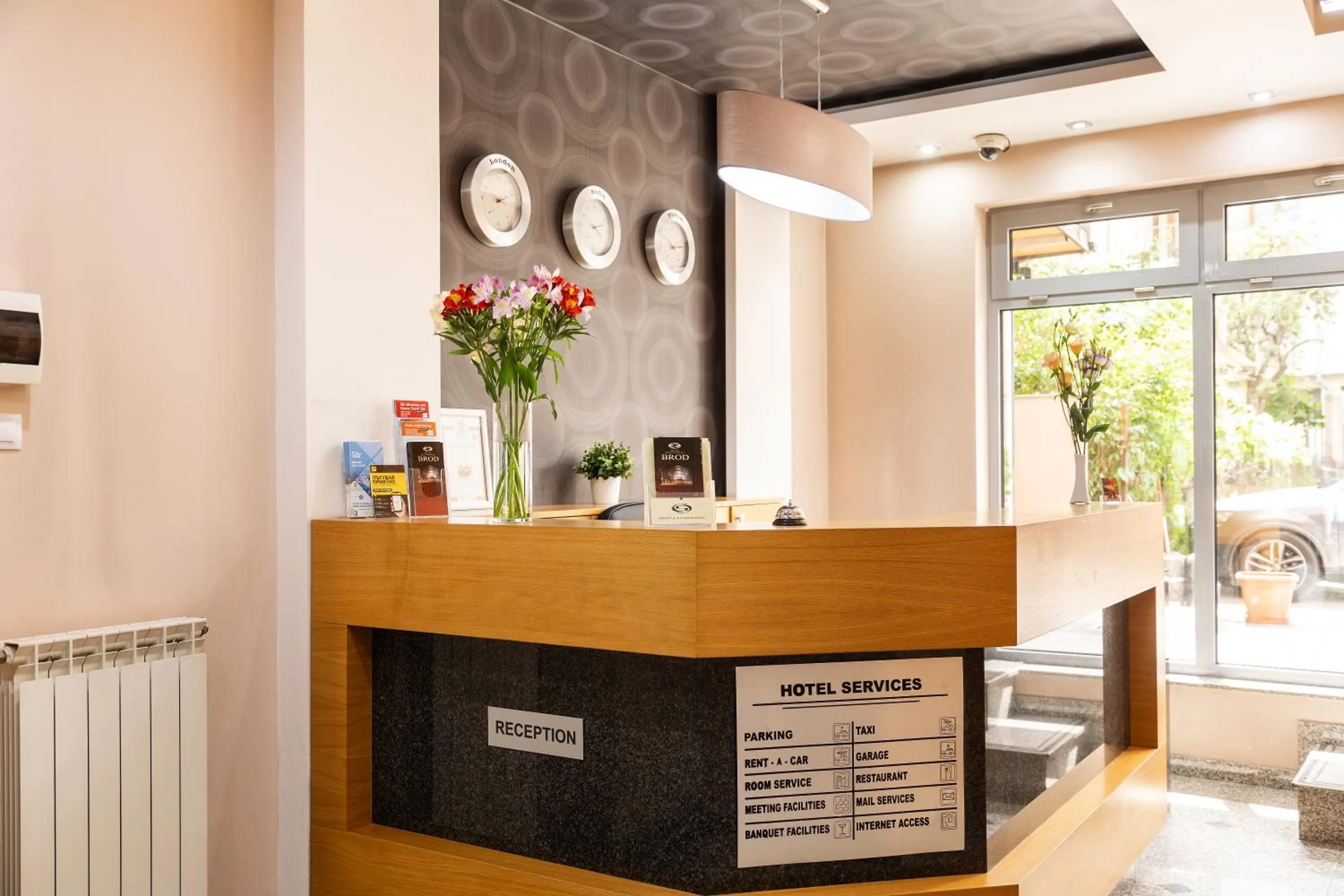 Lobby or reception in Hotel Brod - Free Parking