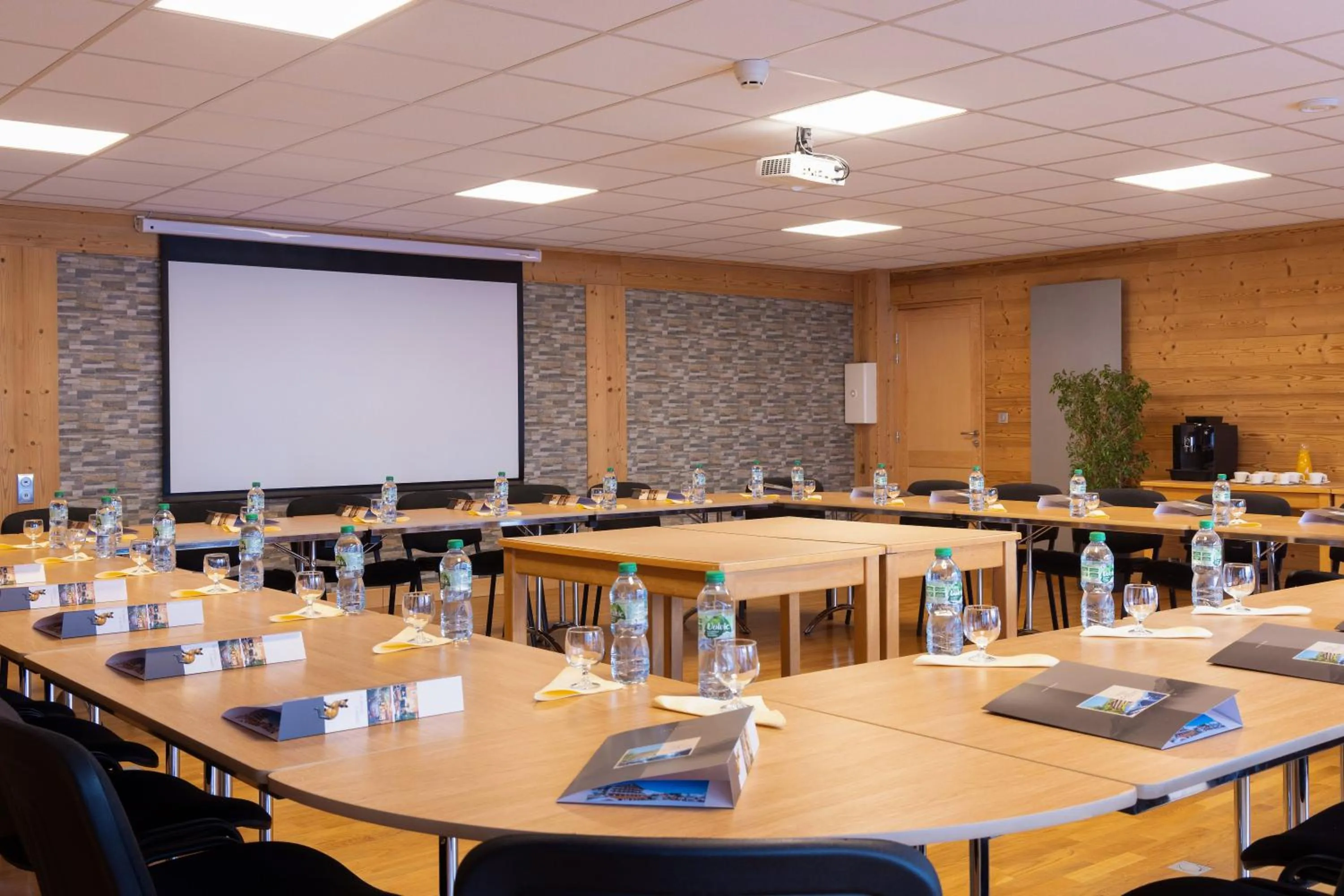 Meeting/conference room in Le Castillan
